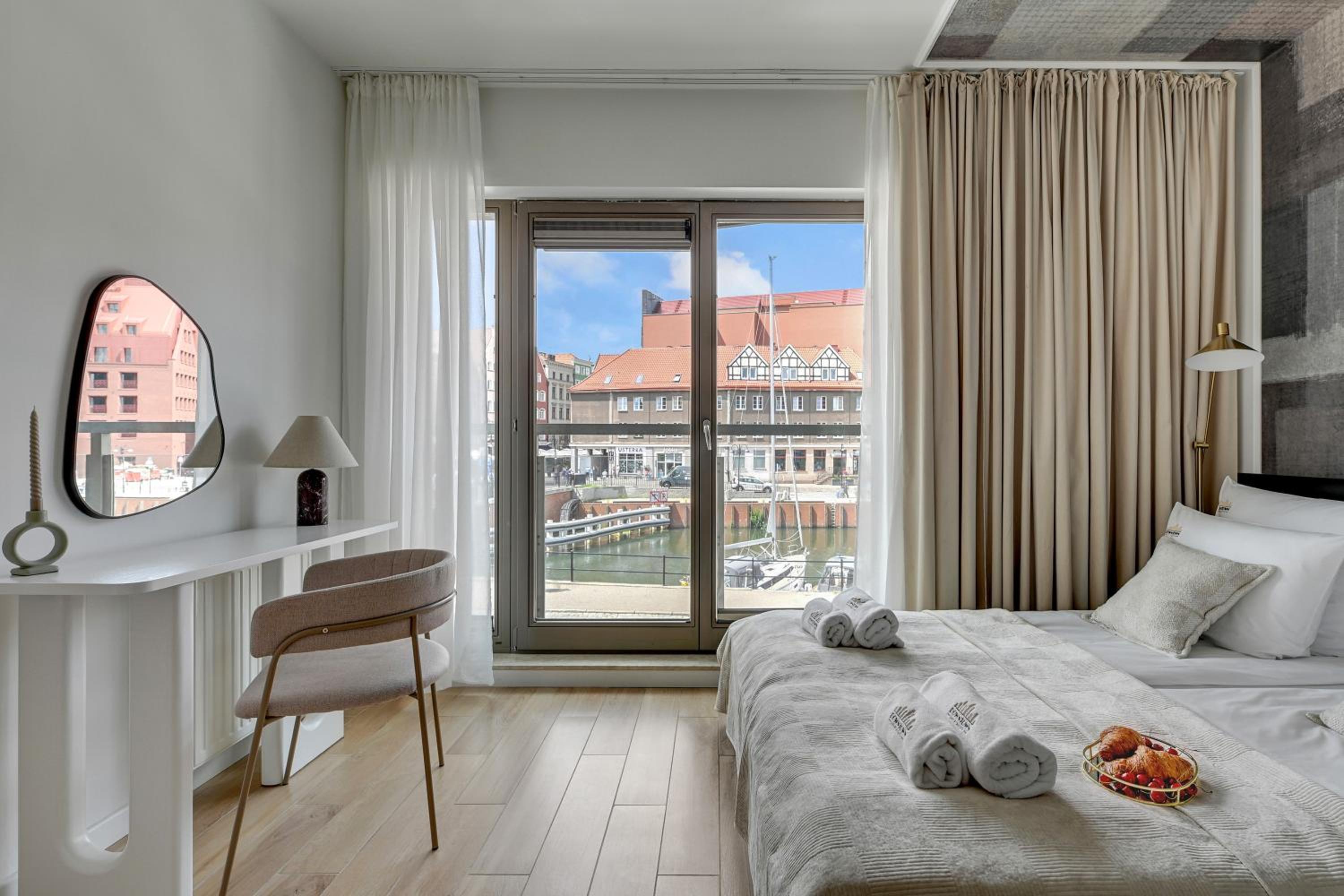 Superior Apartment