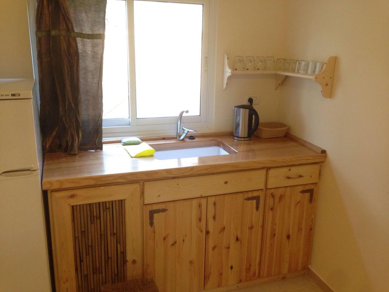 Family Room - Photo 23