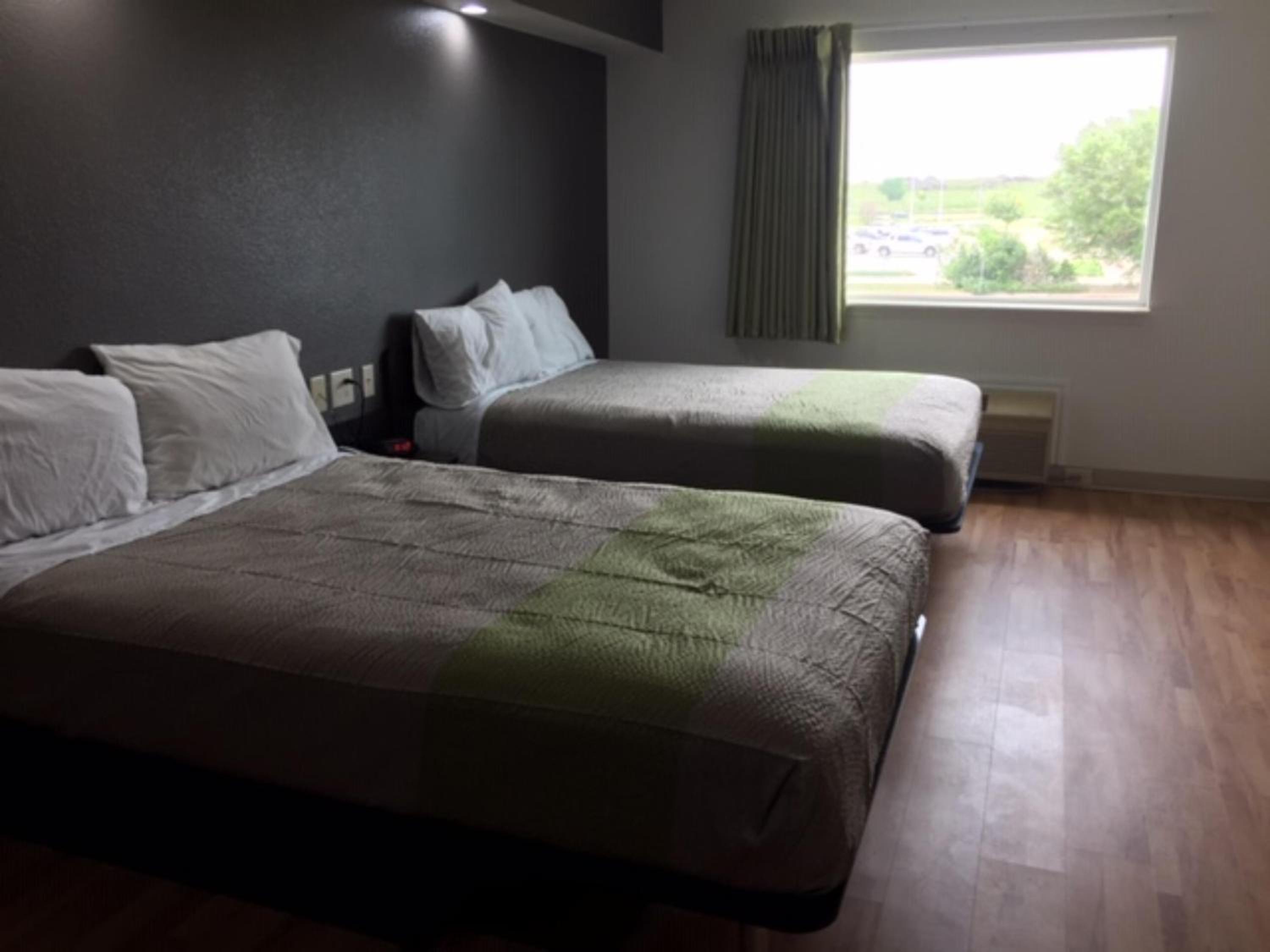 Deluxe Quadruple Room - Non-Smoking - Photo 3