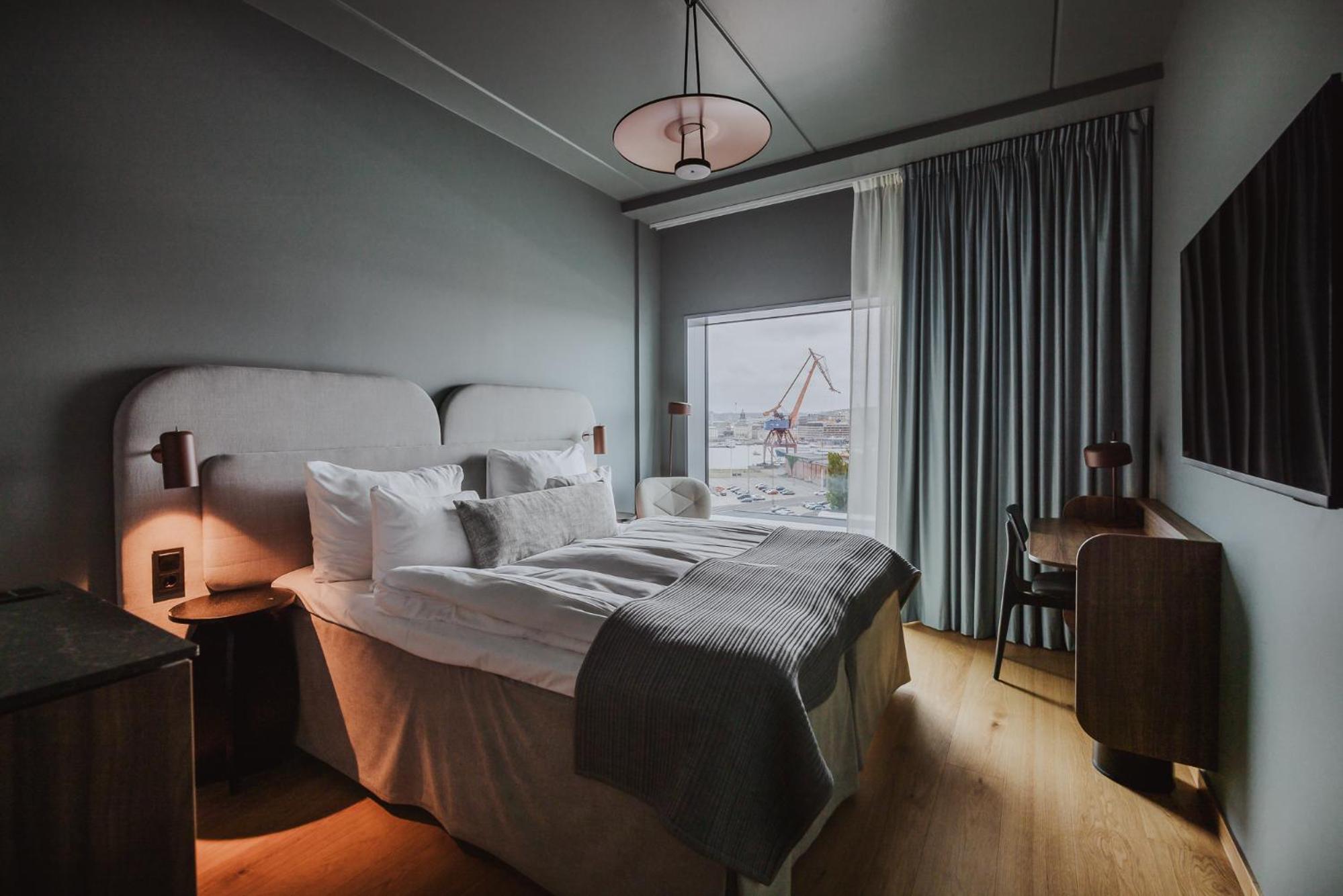 Double Room with Sea View - Photo 1