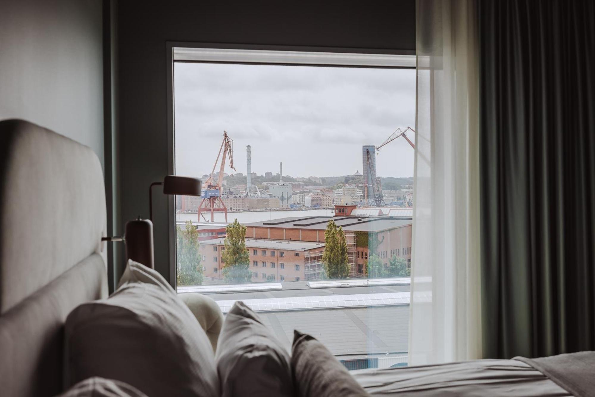 Double Room with Sea View - Photo 3