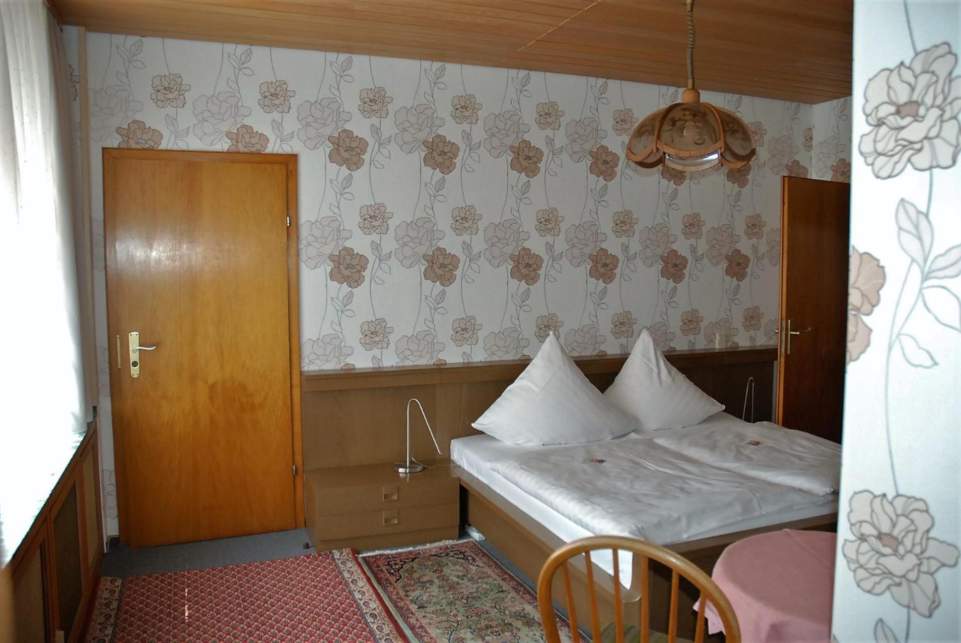 Double Room with Private Bathroom photo 3