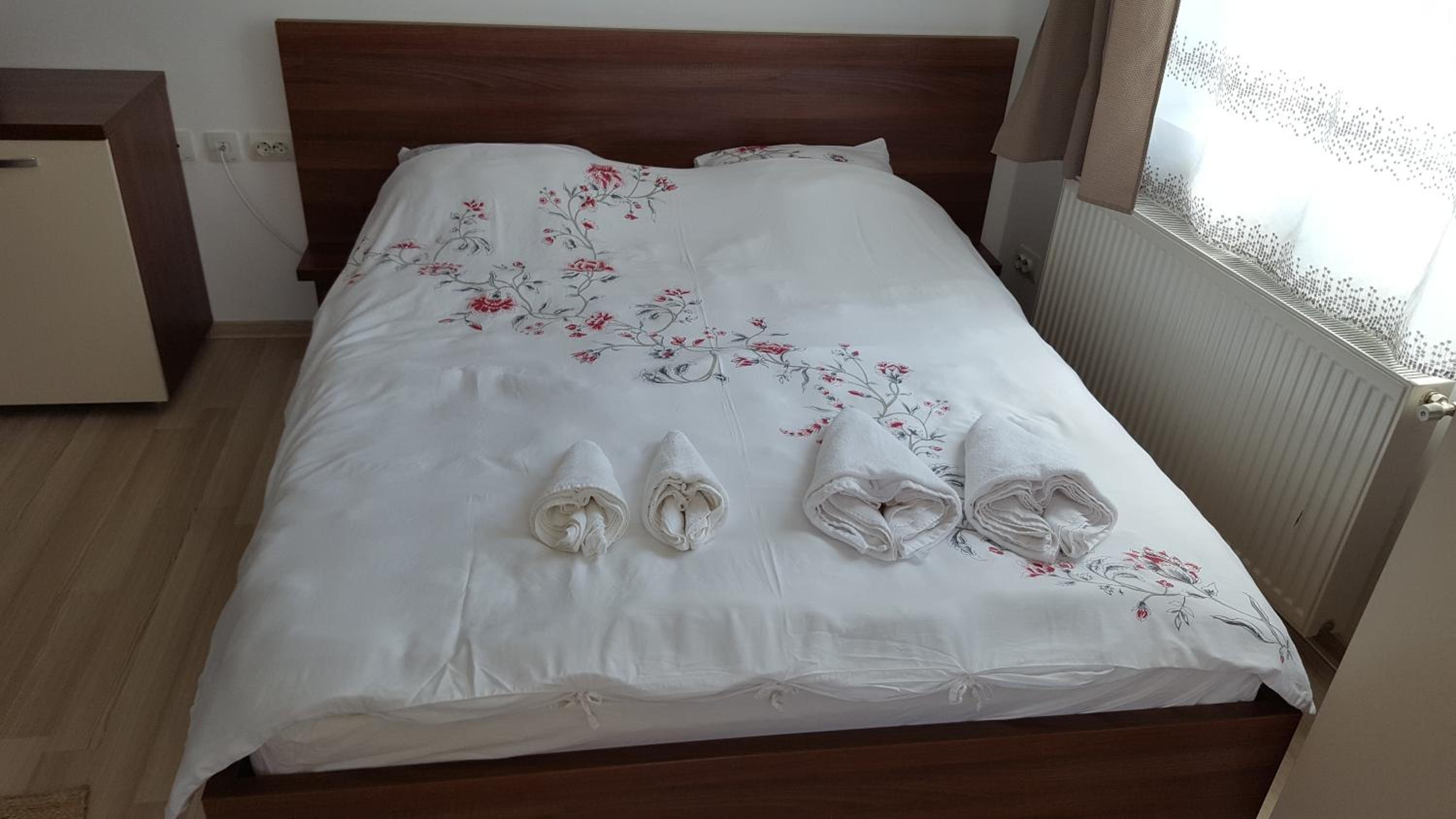 Studio - Photo 3
