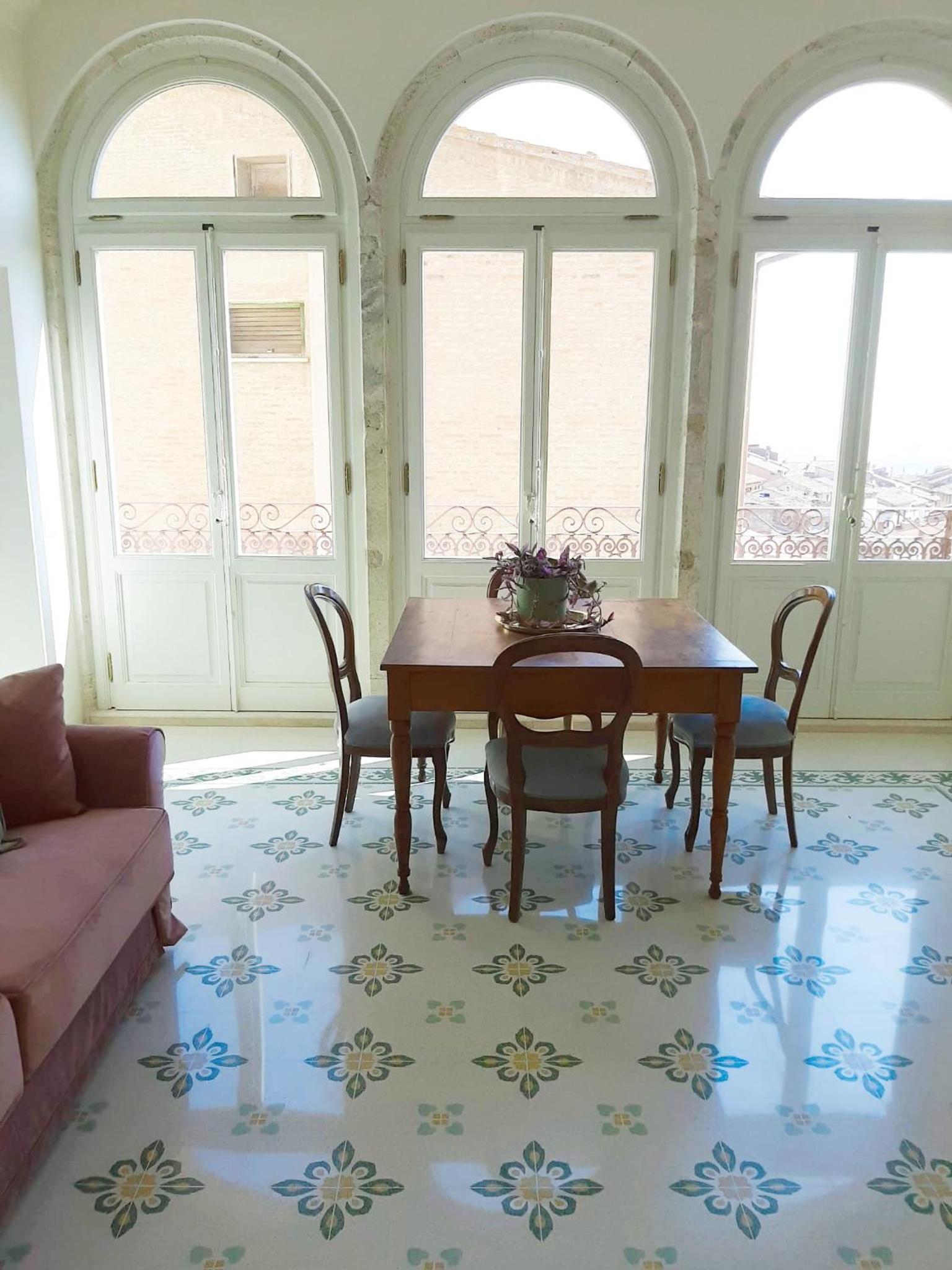 Superior Apartment photo 3