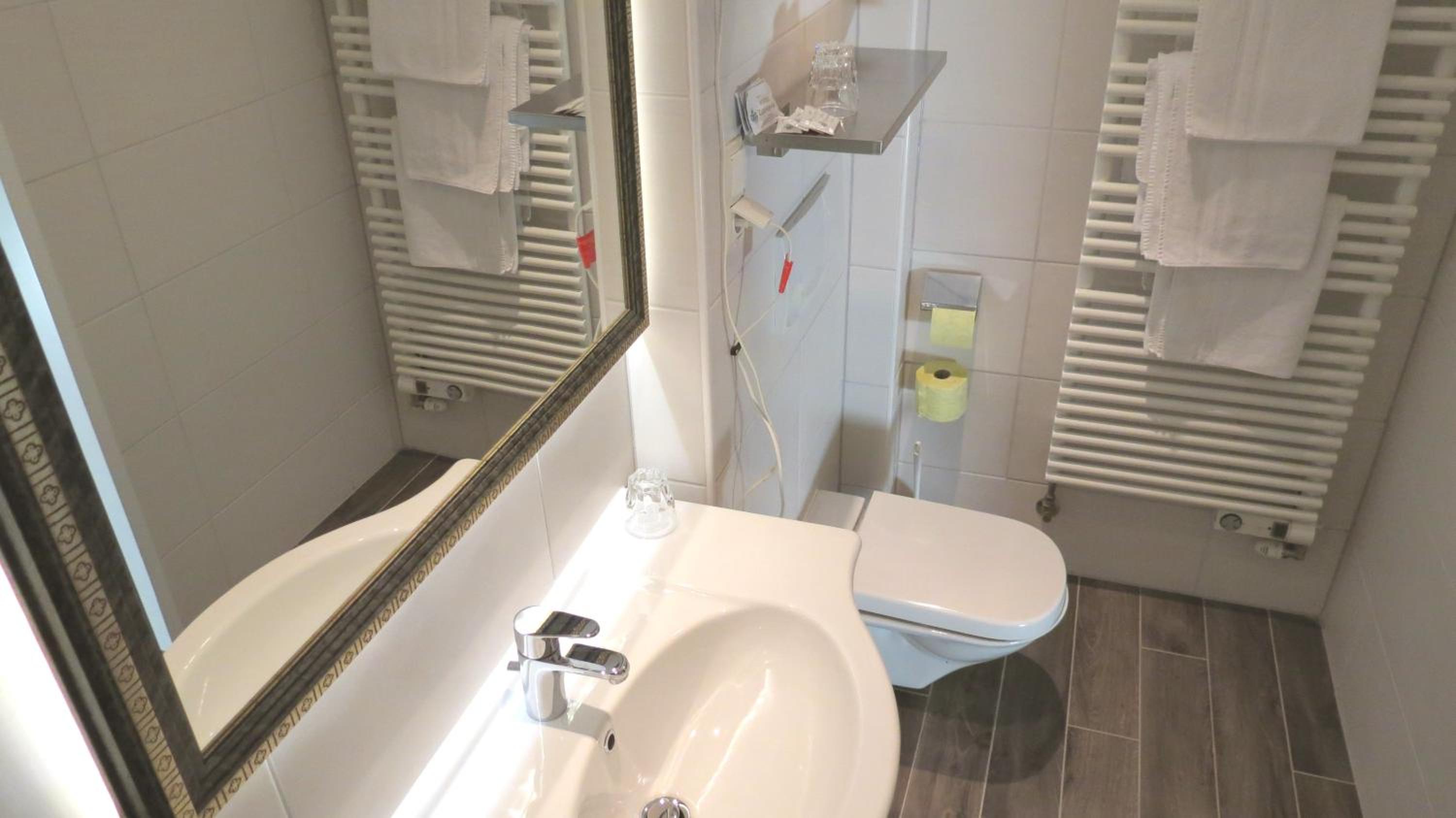 Quadruple Room - Photo 6