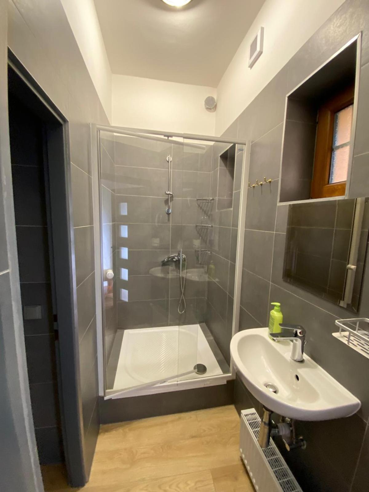 One-Bedroom Suite photo 1