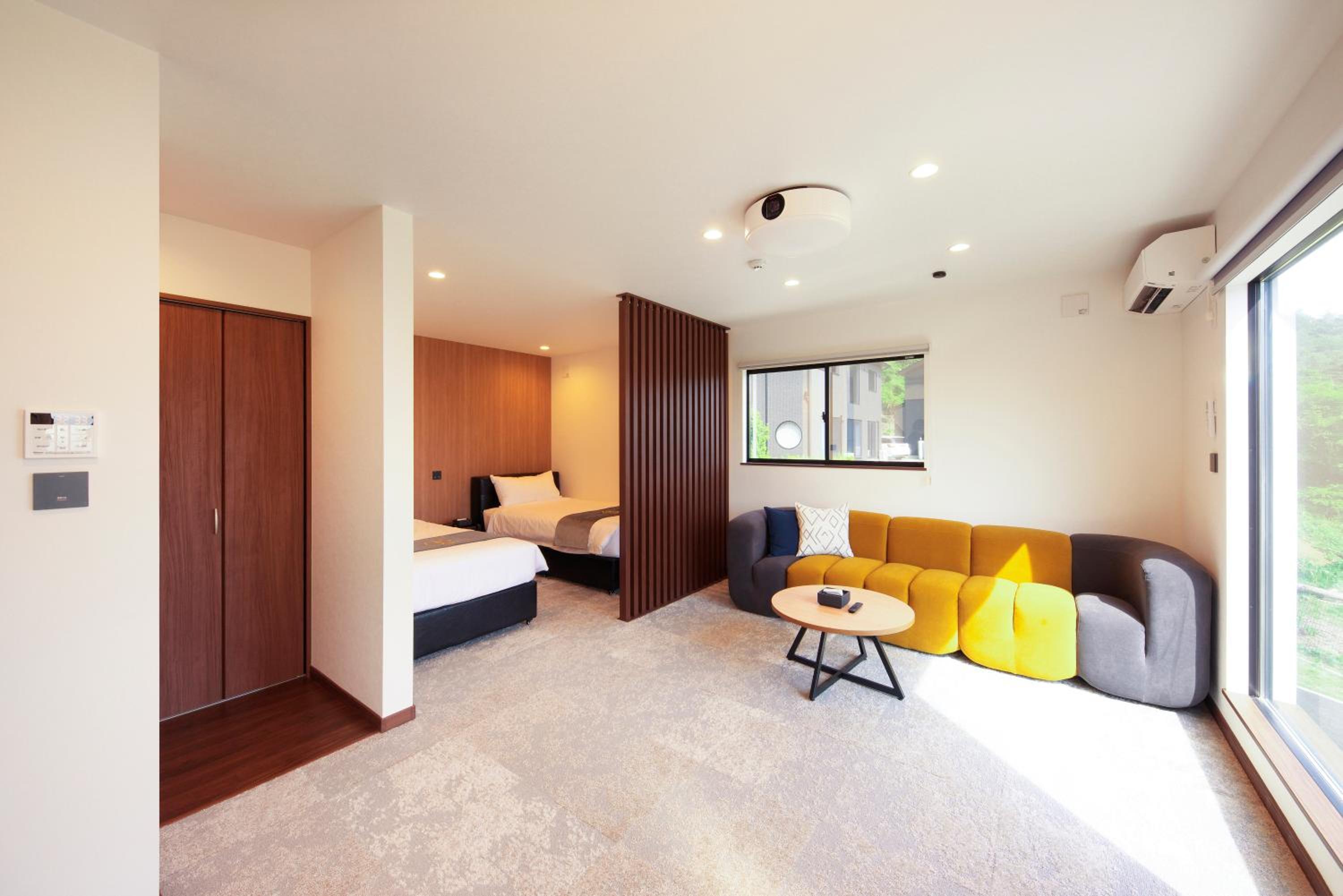 Rooftop Villa with Theater Room - Type B - Photo 10