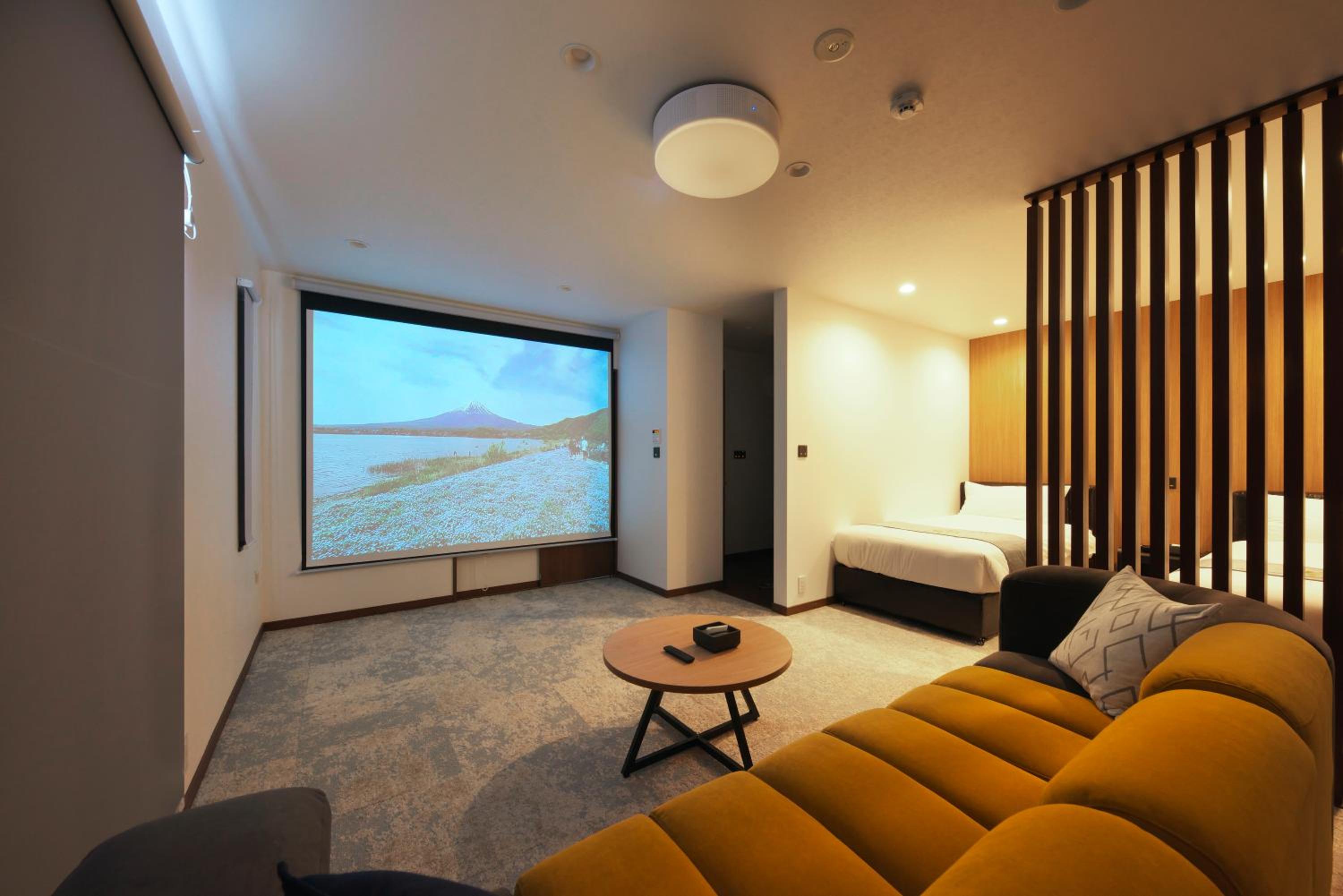 Rooftop Villa with Theater Room - Type B - Photo 9
