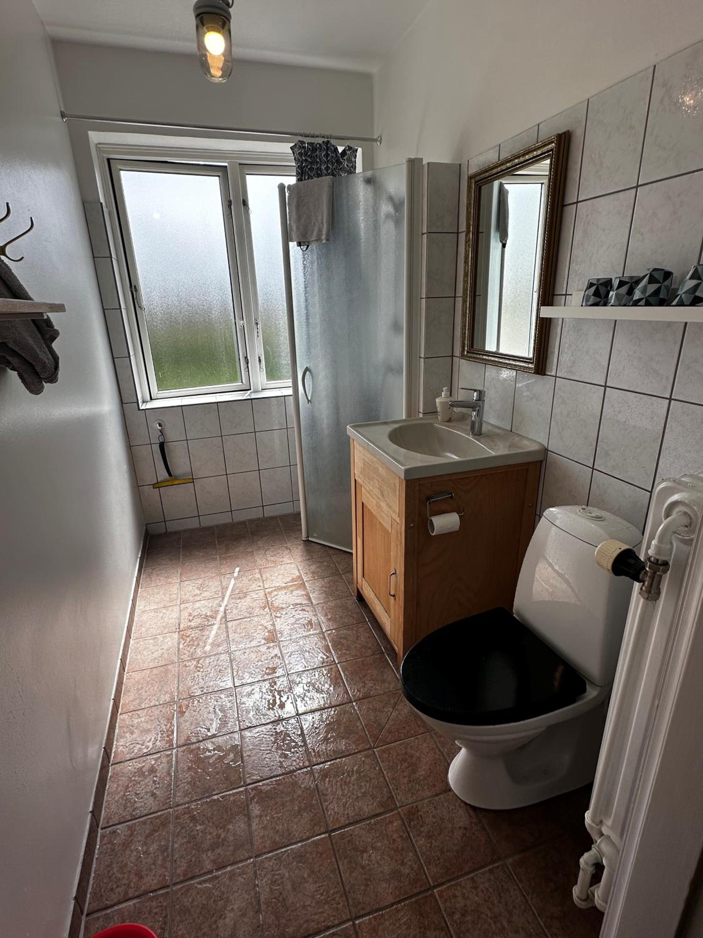 Single Room with Shared Shower and Toilet