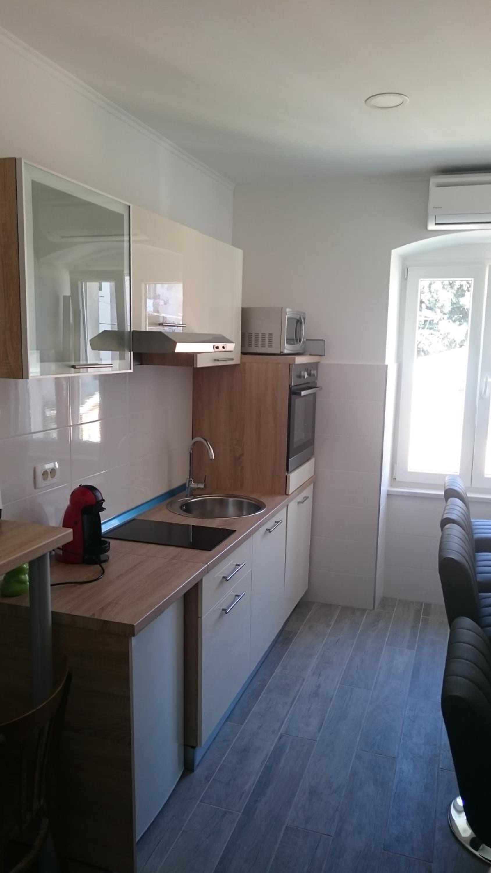 Deluxe Double Room with Shared Kitchen photo 2