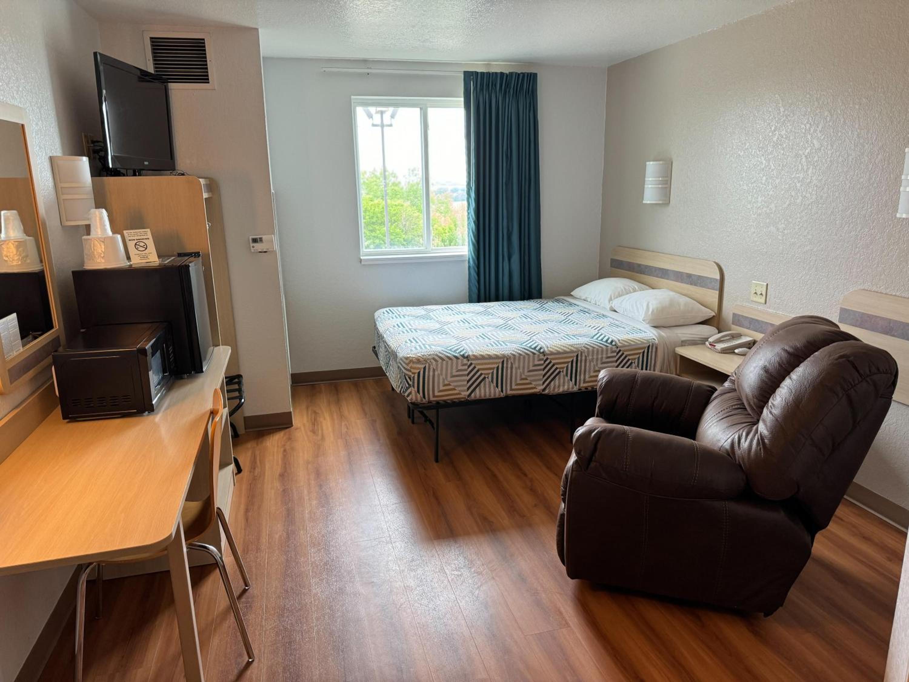 Motel 6-Avoca, IA