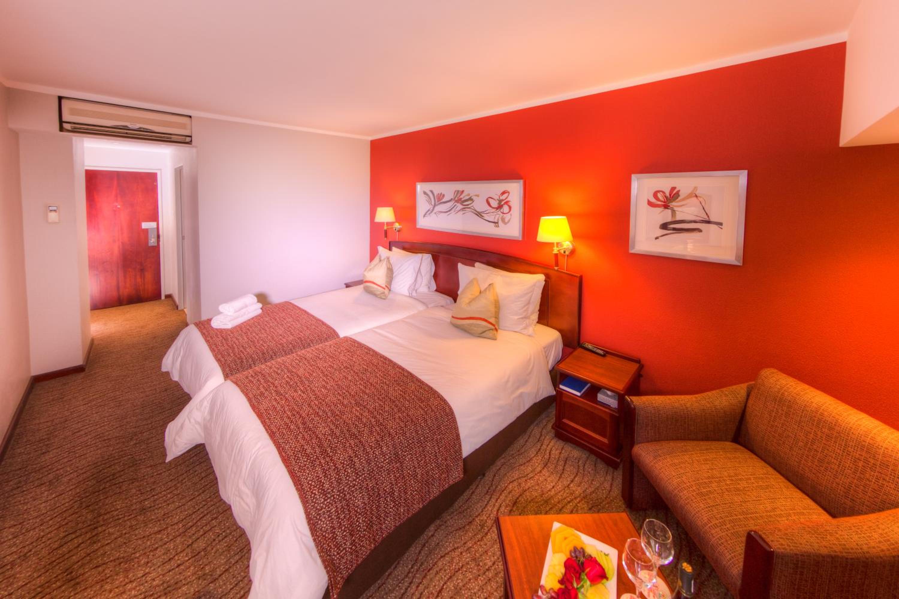 Twin Room - Non-Smoking