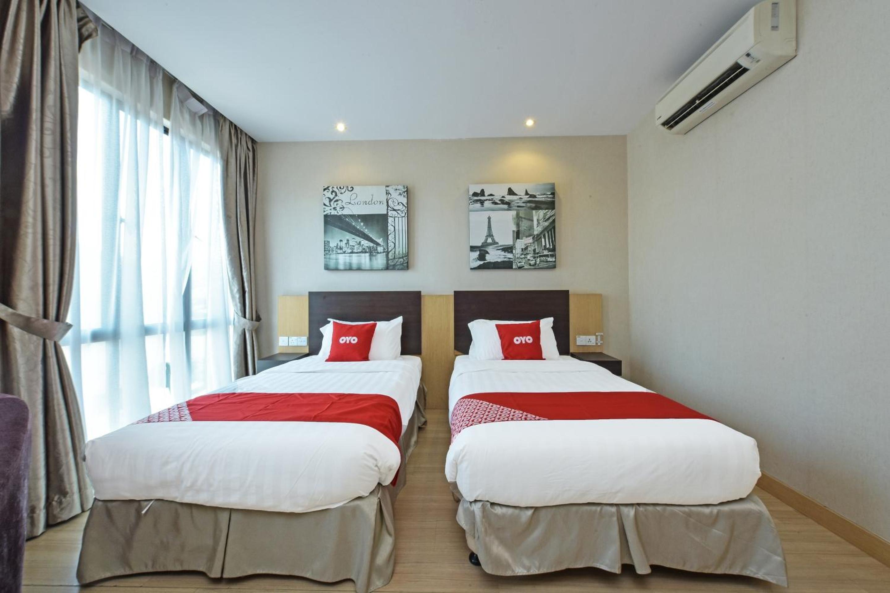 Deluxe Twin Room photo 1