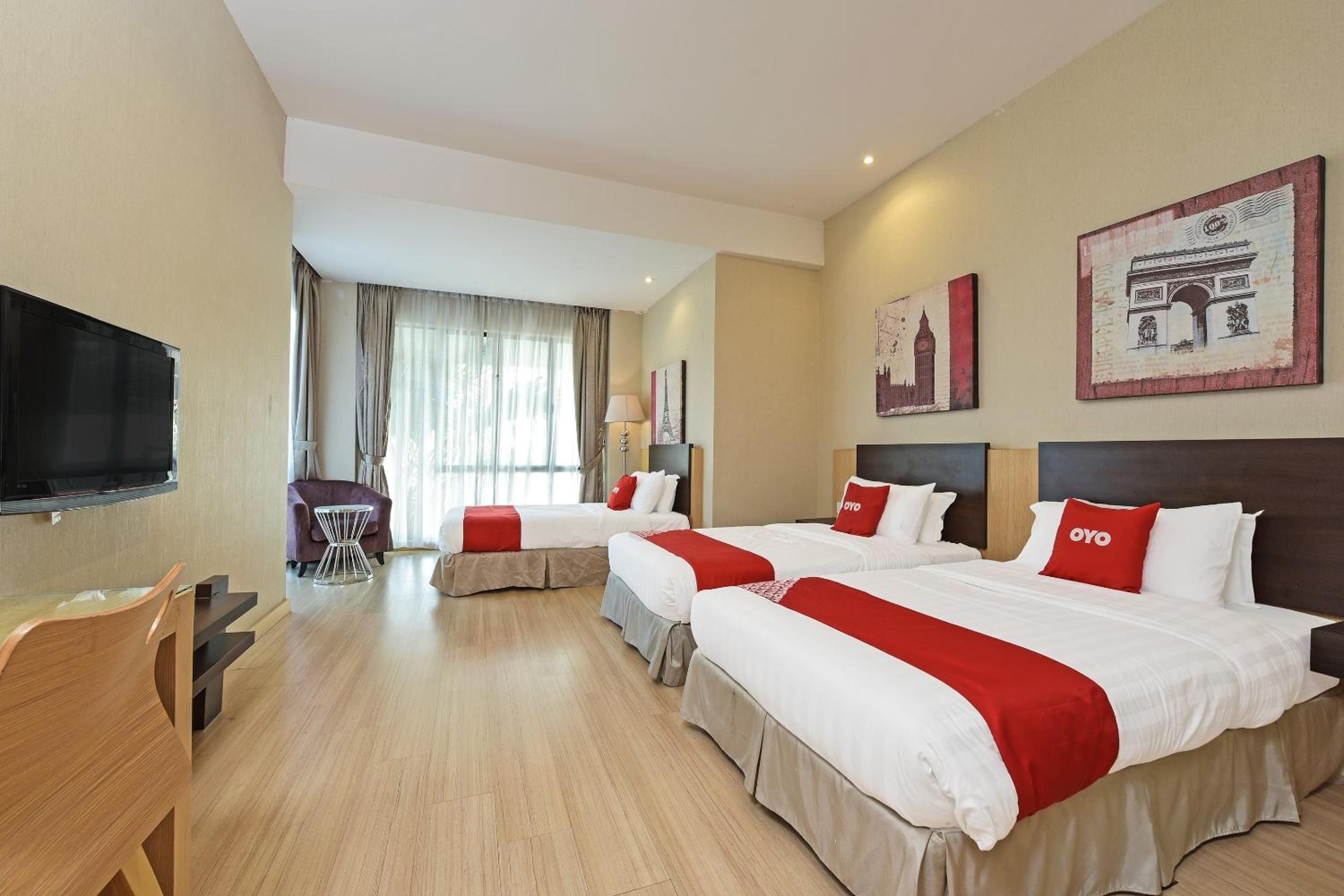 Deluxe Triple Room photo 2