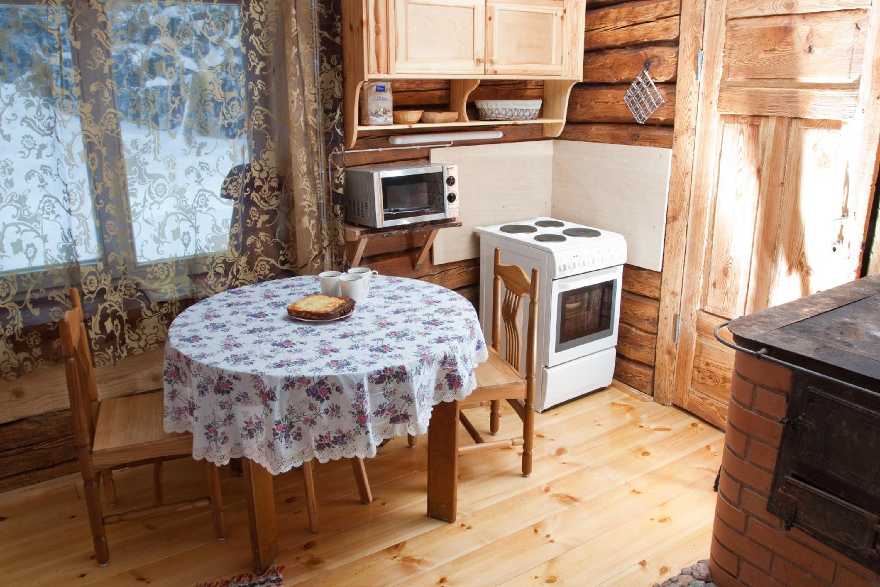 Three-Bedroom Apartment with Sauna - Photo 9