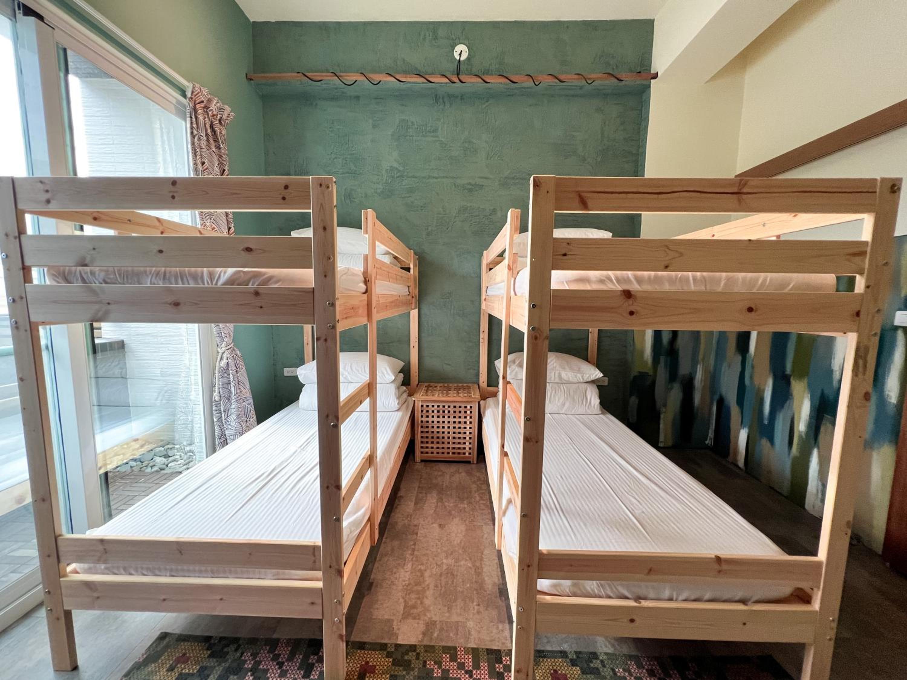 4-Bed Mixed Dormitory Room photo 1