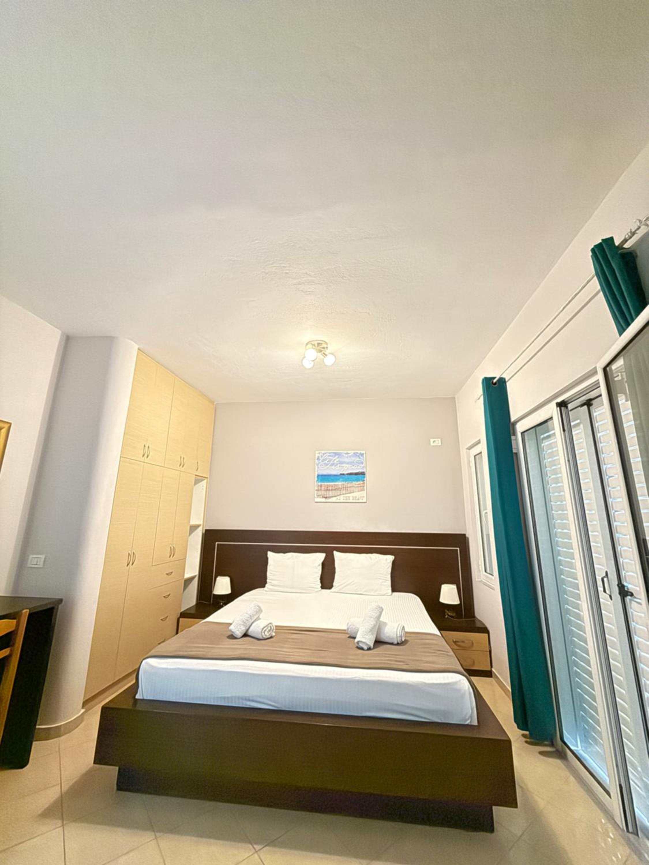 Deluxe Suite with Sea View