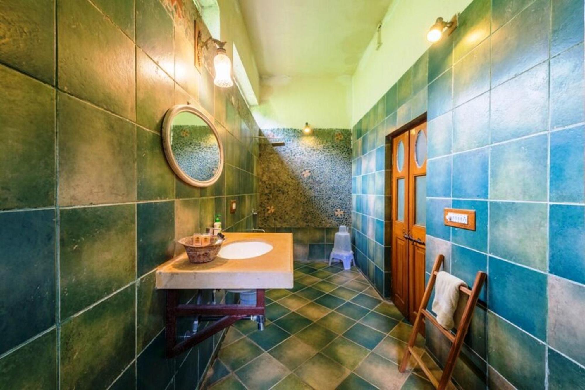 Deluxe Double Room with Balcony photo 1