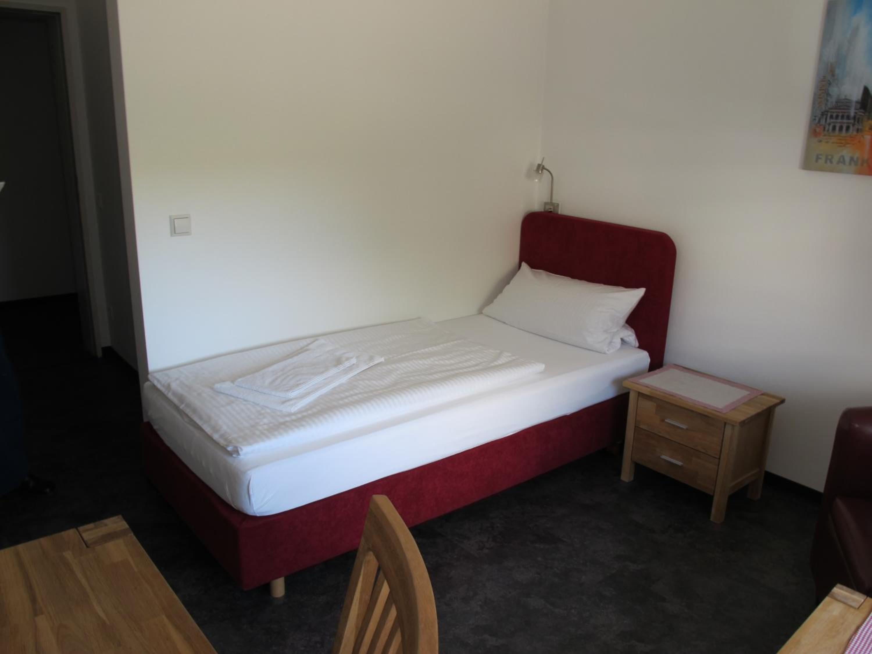 Single Room photo 3