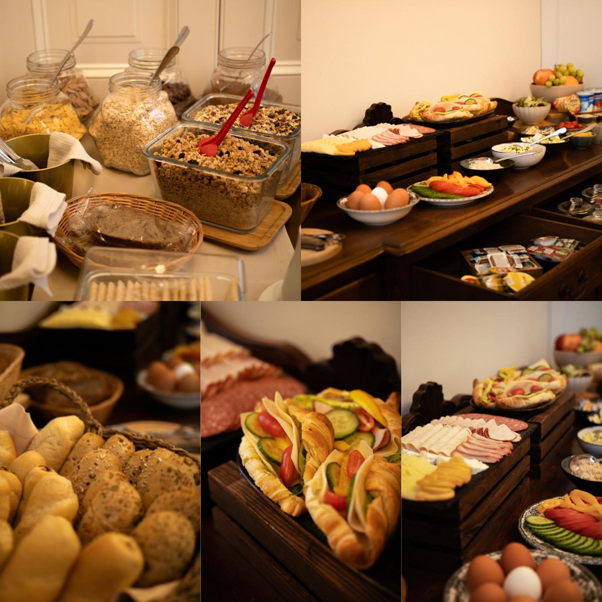 Family Studio photo 2