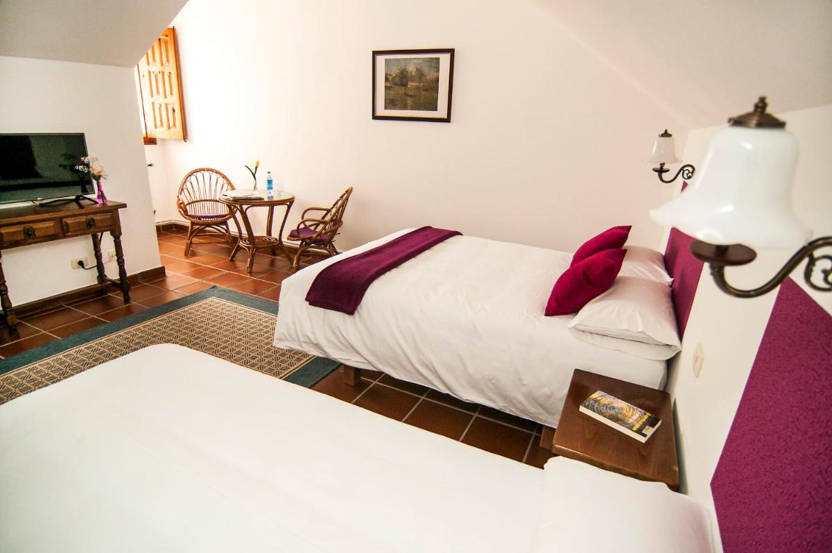 Triple Room with Garden View