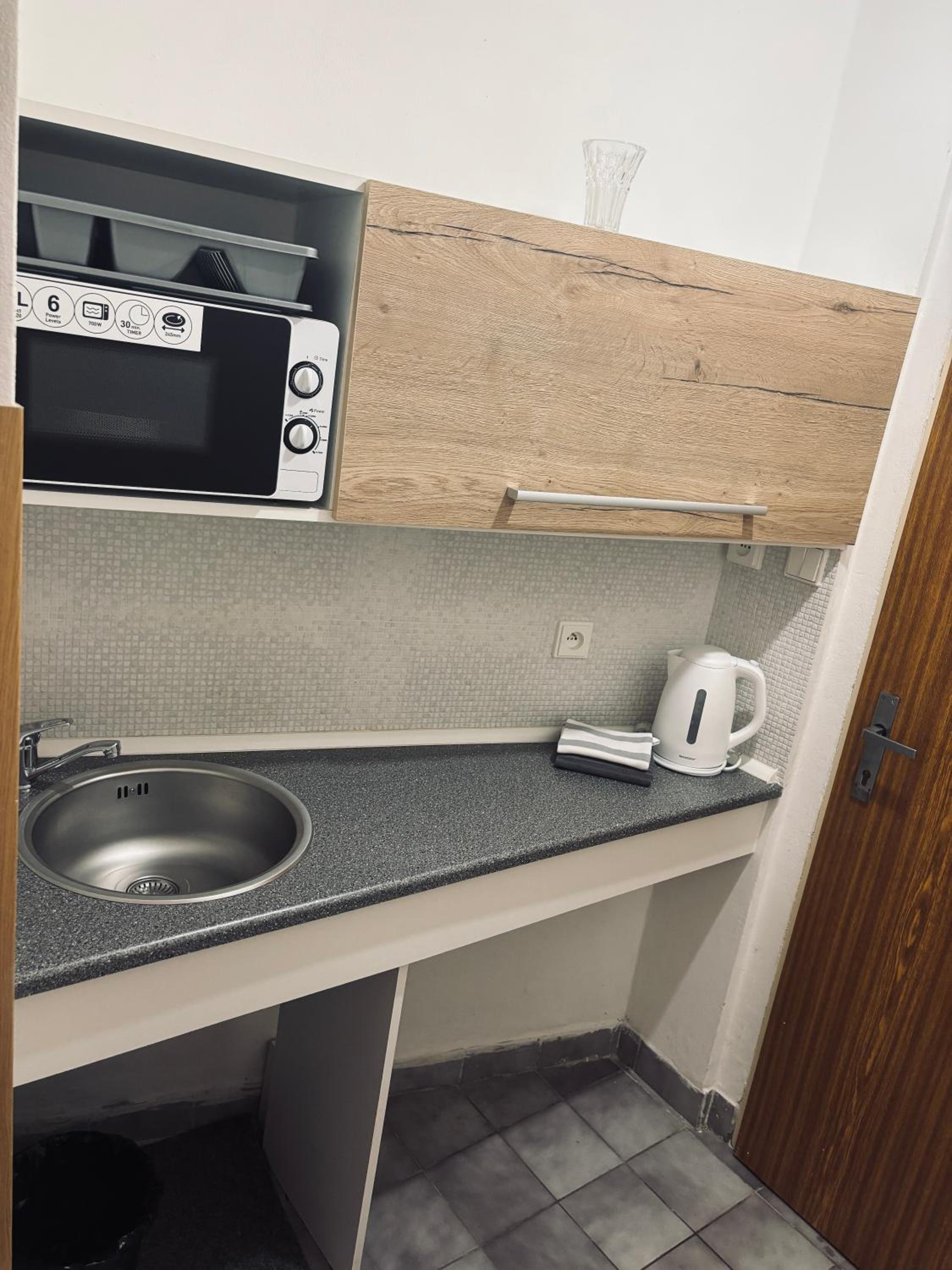 Single Room with Private External Bathroom photo 1