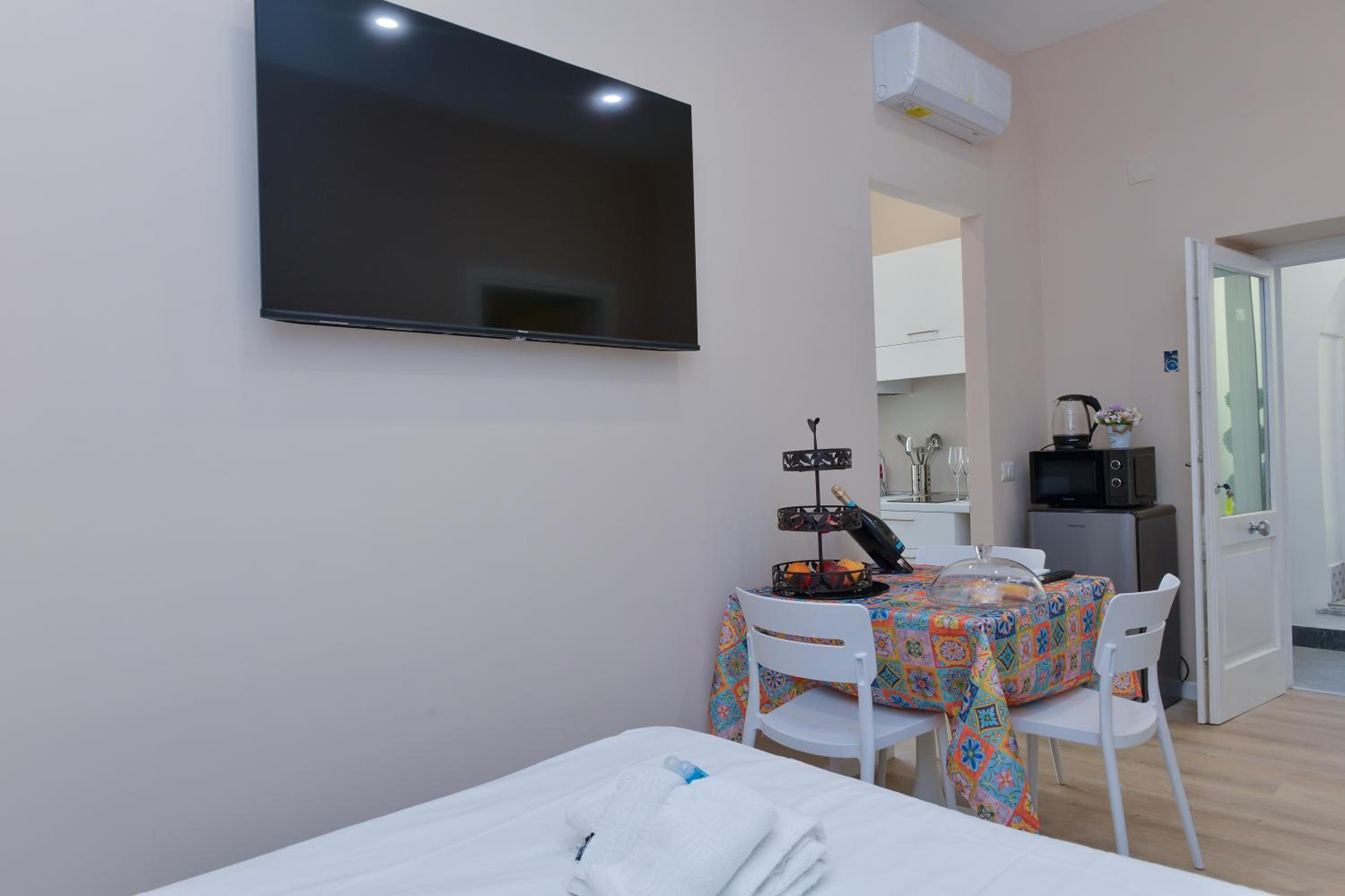 One-Bedroom House photo 2