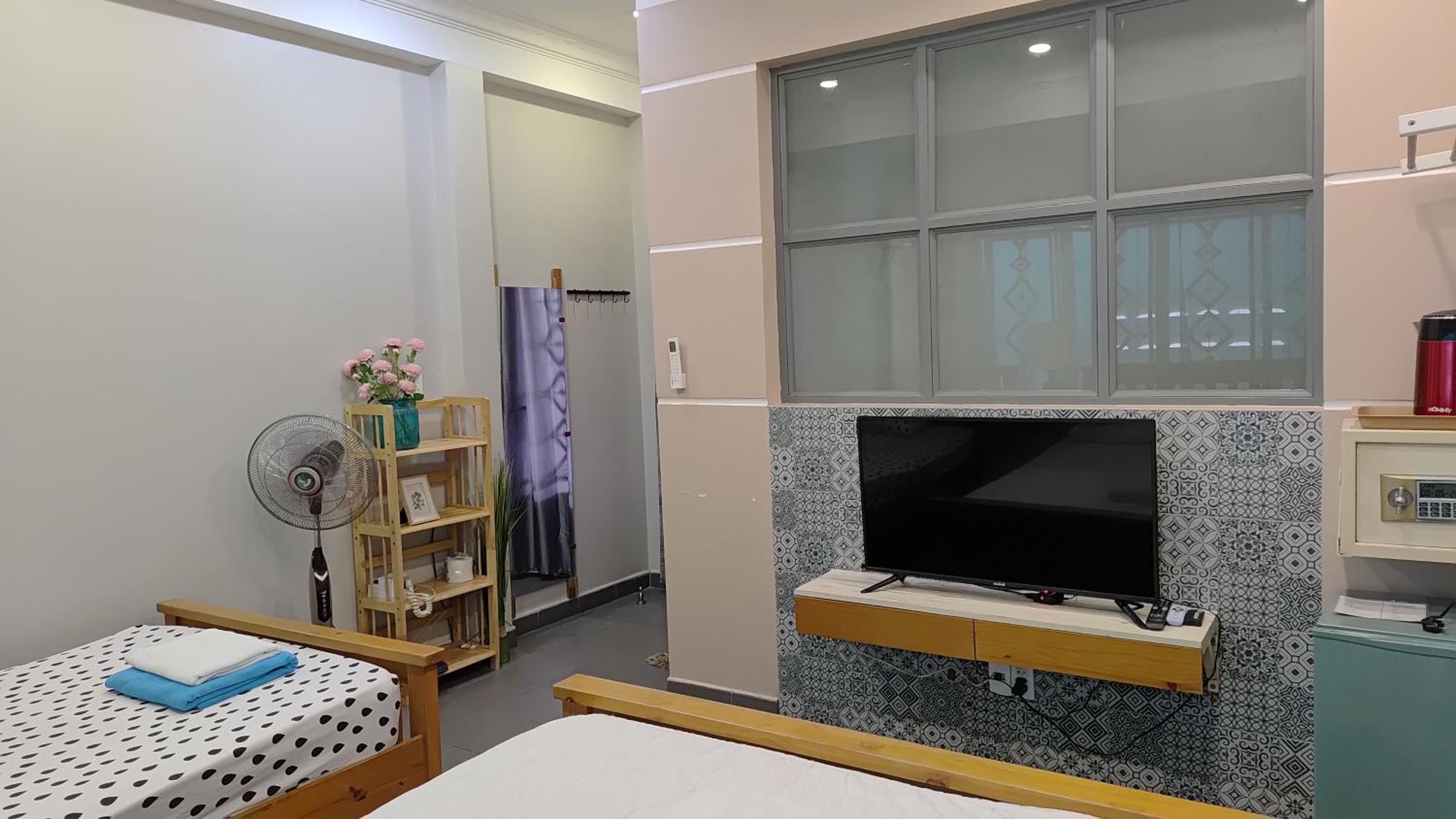Triple Room with Private Bathroom photo 3
