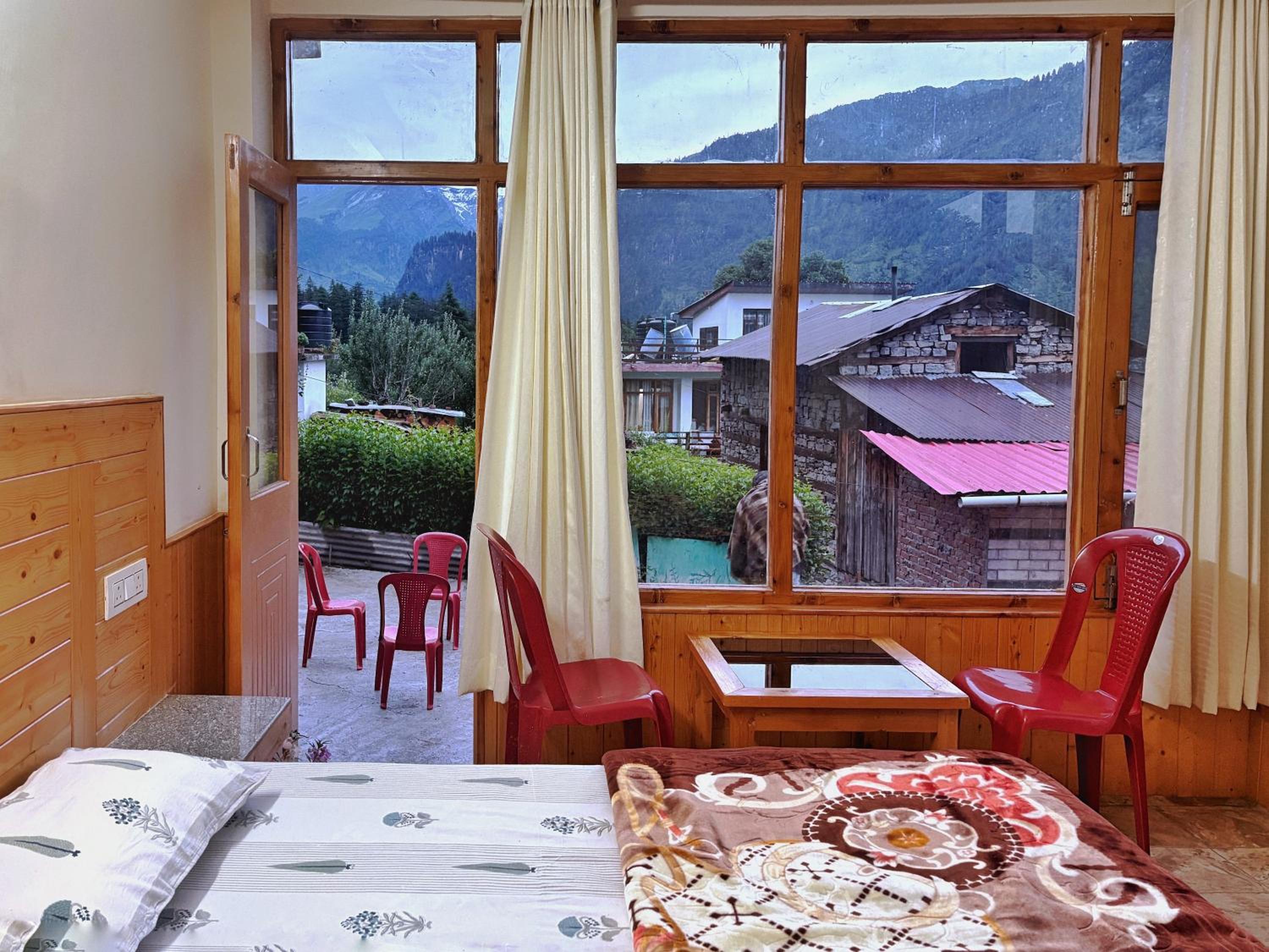 Queen Room