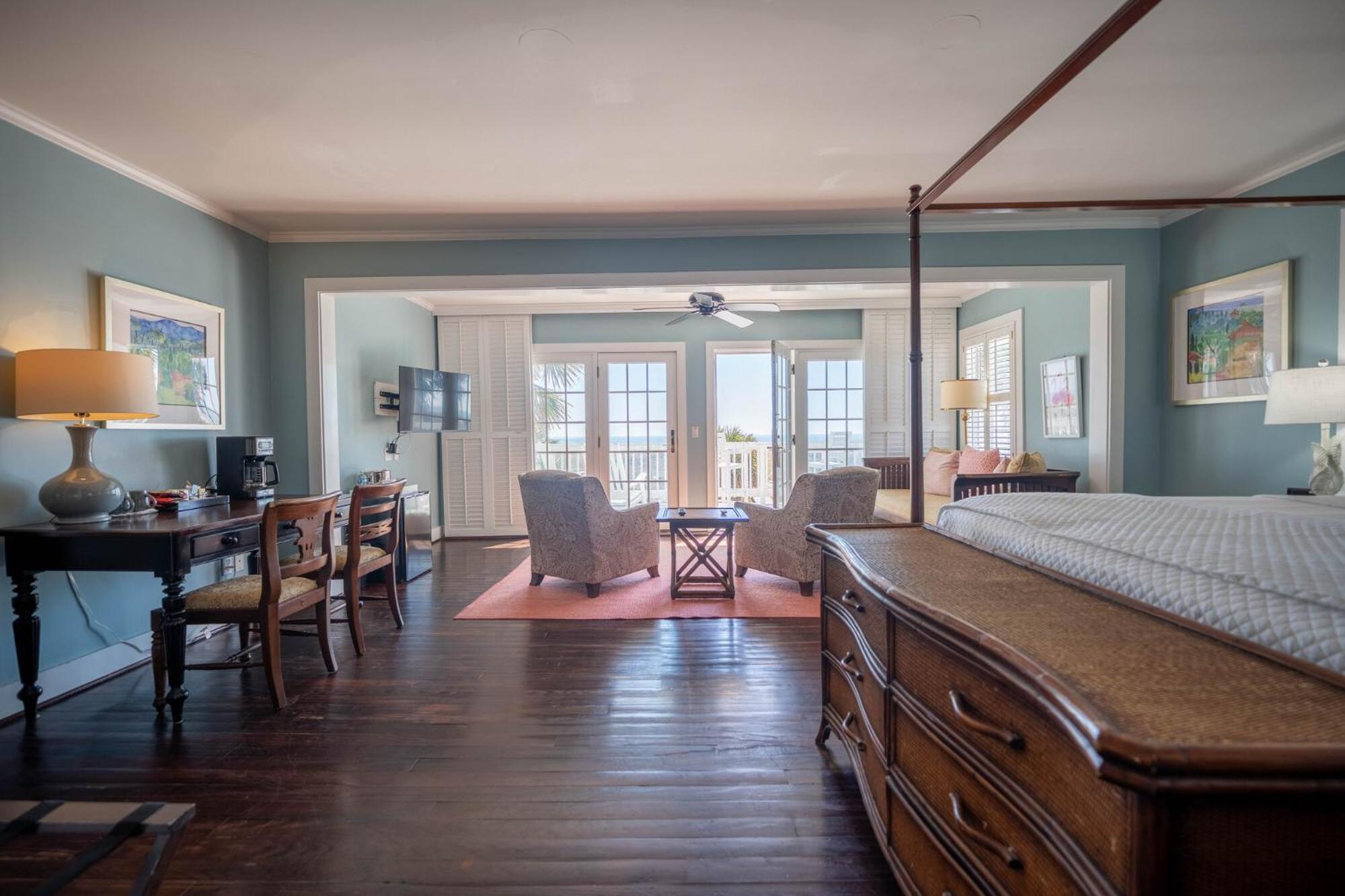 King Room with Balcony