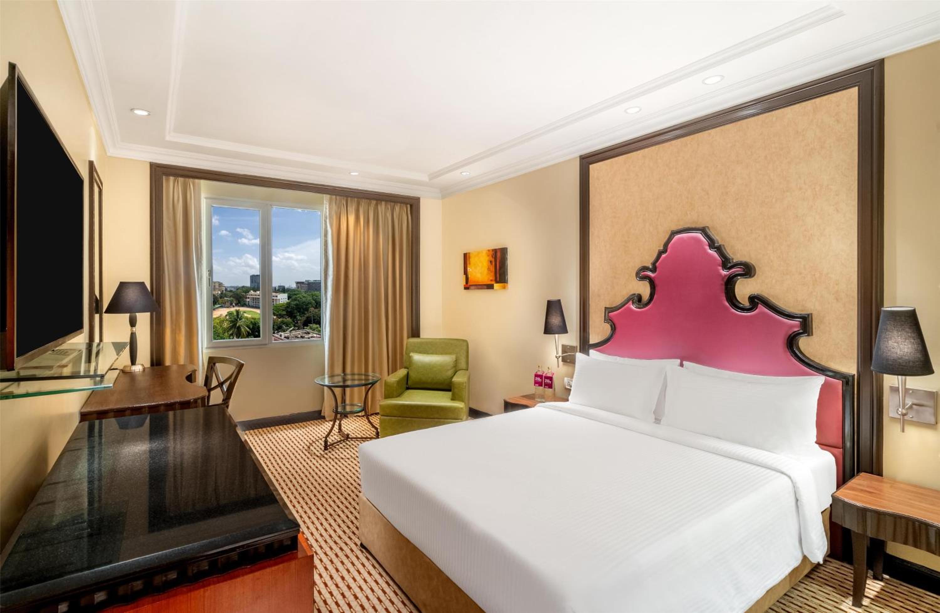 Superior Room with 10% discount on Food & Soft Beverages,15% discount on SPA ,Complimentary Early check in/Late Check Out upto 3 Hrs (subject to availability) - Photo 1