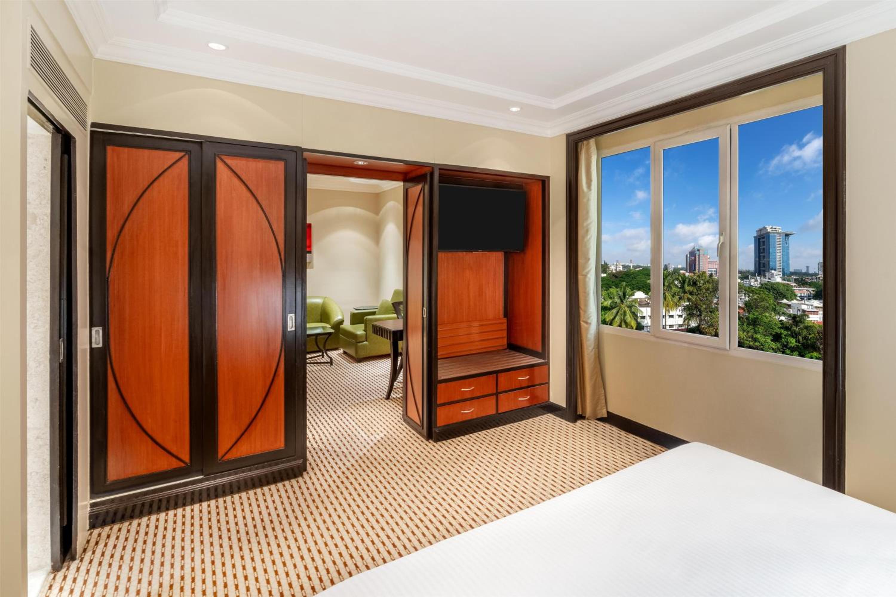 Suite with 10% discount on Food & Soft Beverages,15% discount on SPA ,Complimentary Early check in/Late Check Out upto 3 Hrs (subject to availability)