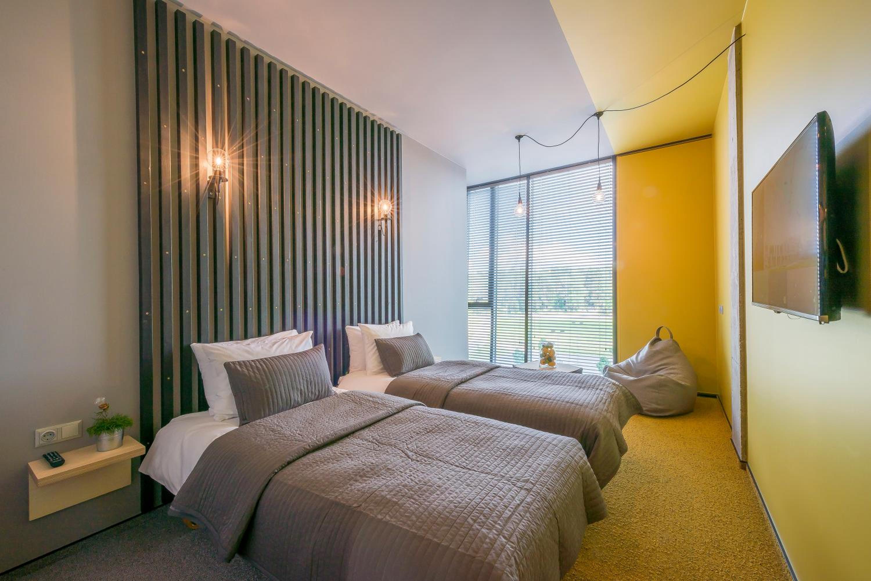 Twin Room - Photo 5