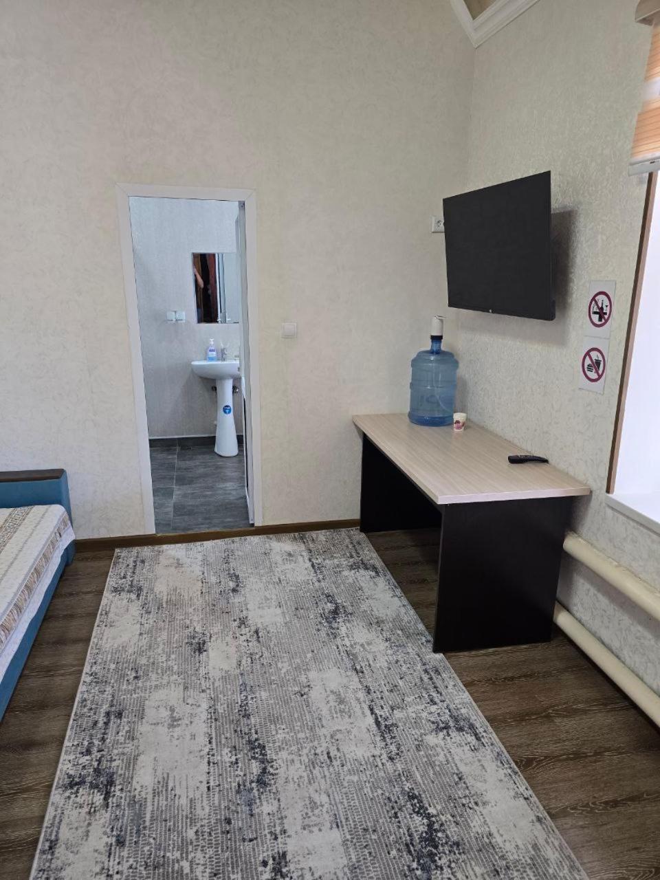 Bed in 6-Bed Mixed Dormitory Room