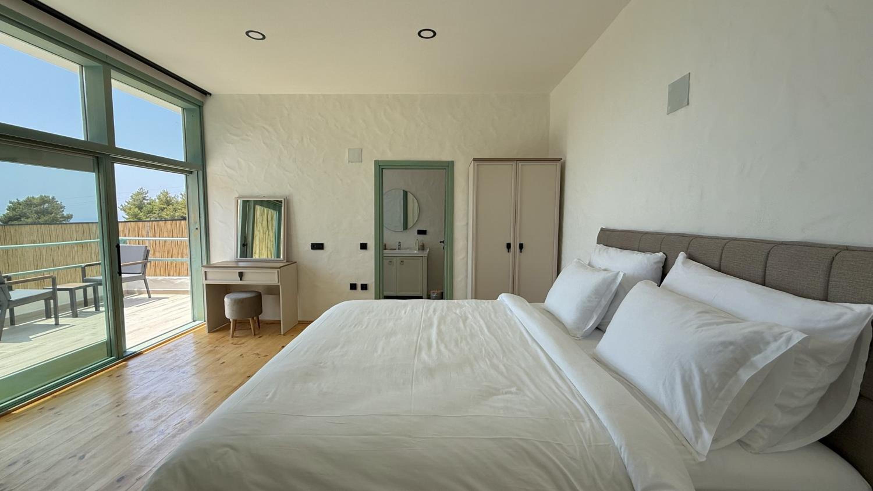 Suite with Private Pool