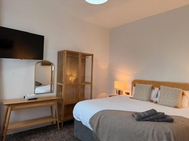Superior Suite (No Hot Tub)