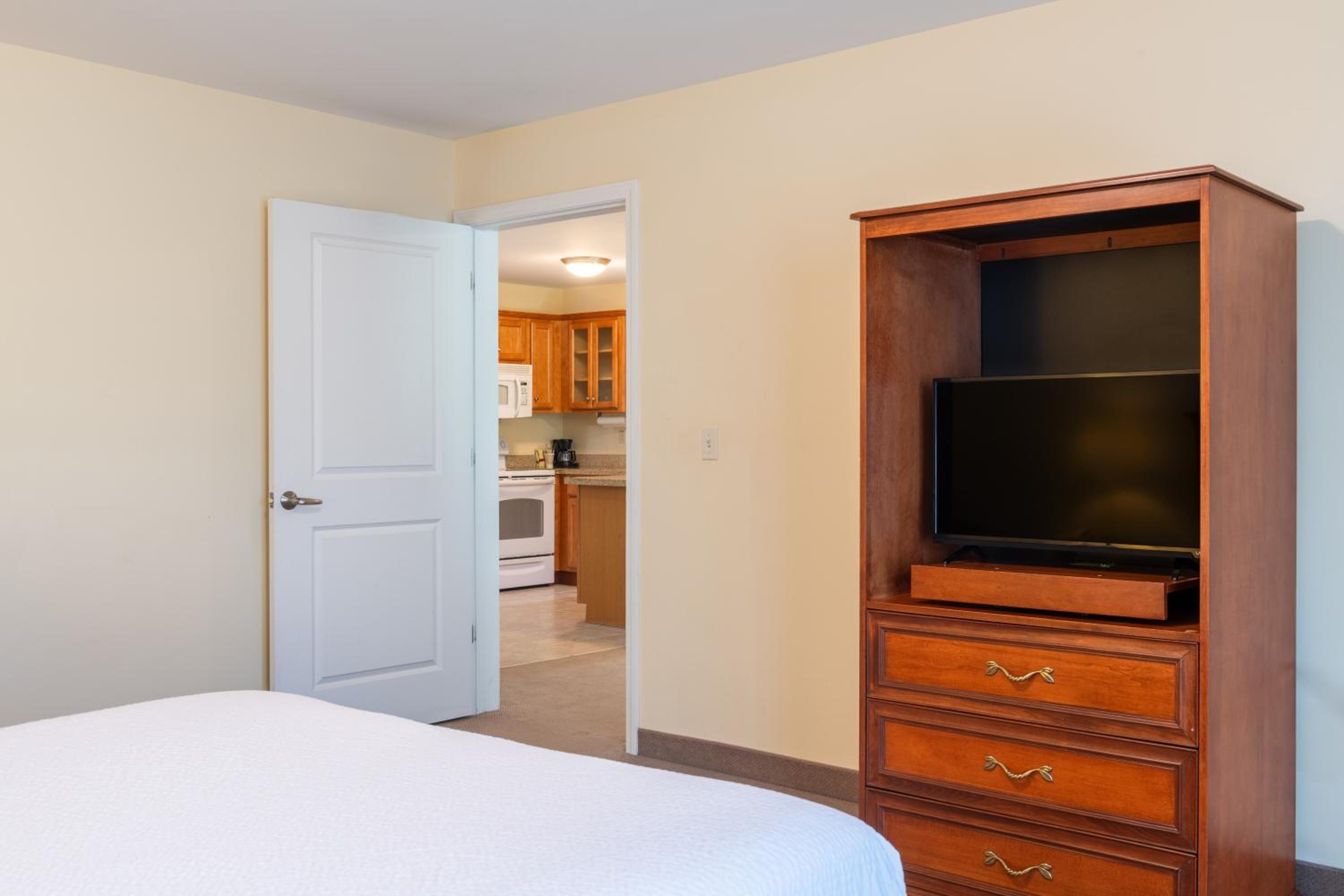 Deluxe Suite - Photo 2