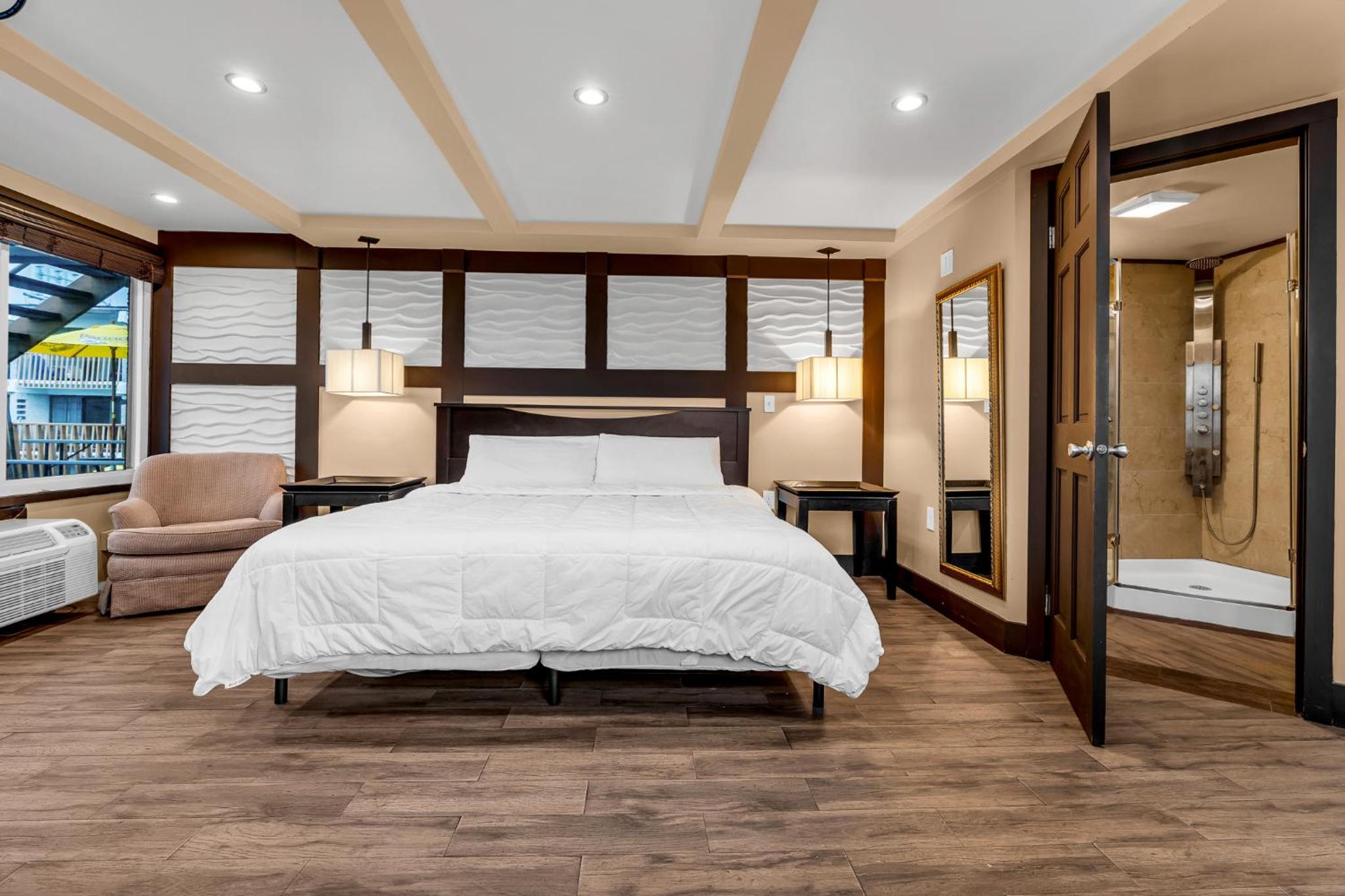 Deluxe King Room