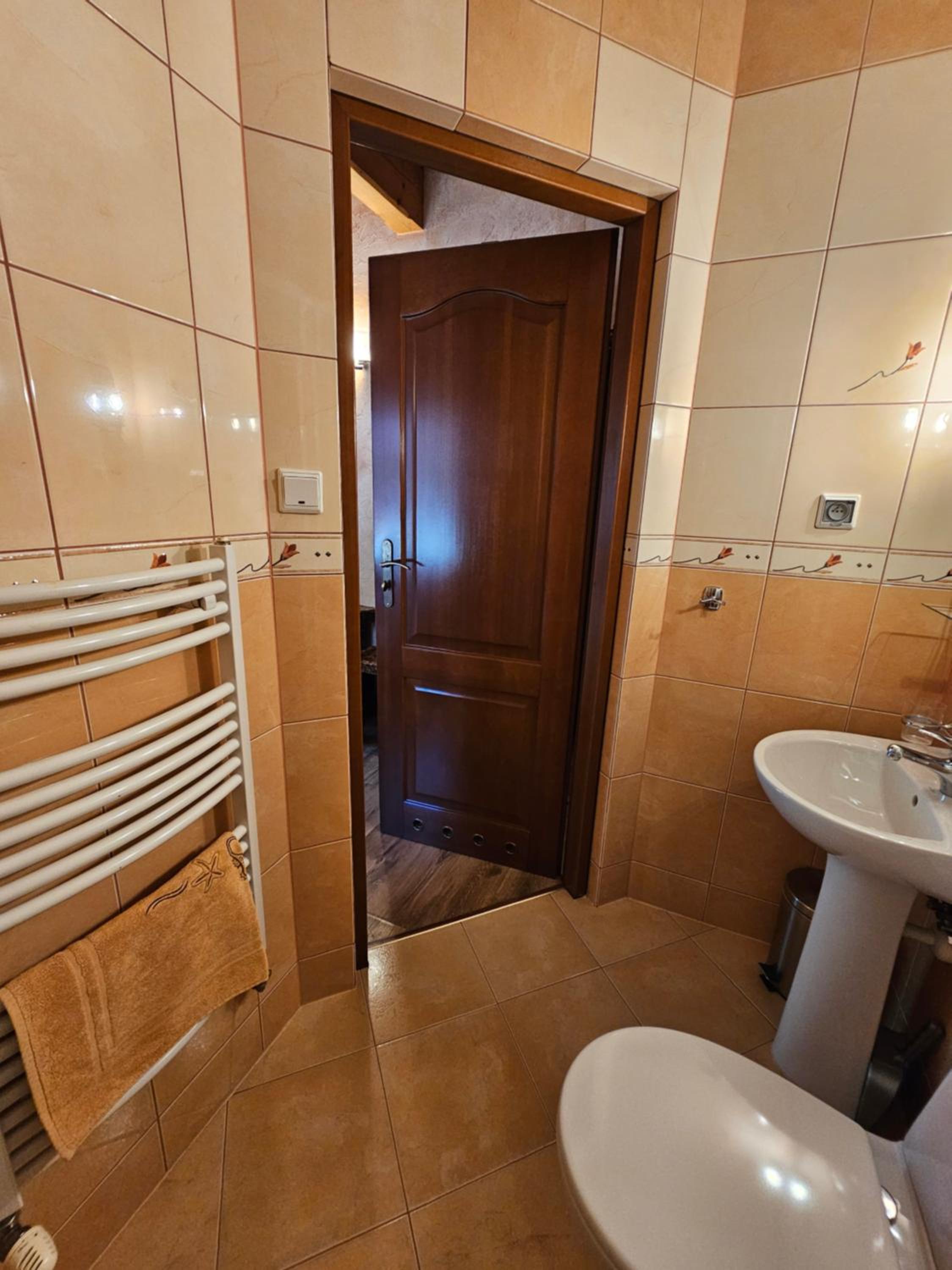 King Room with Balcony photo 3