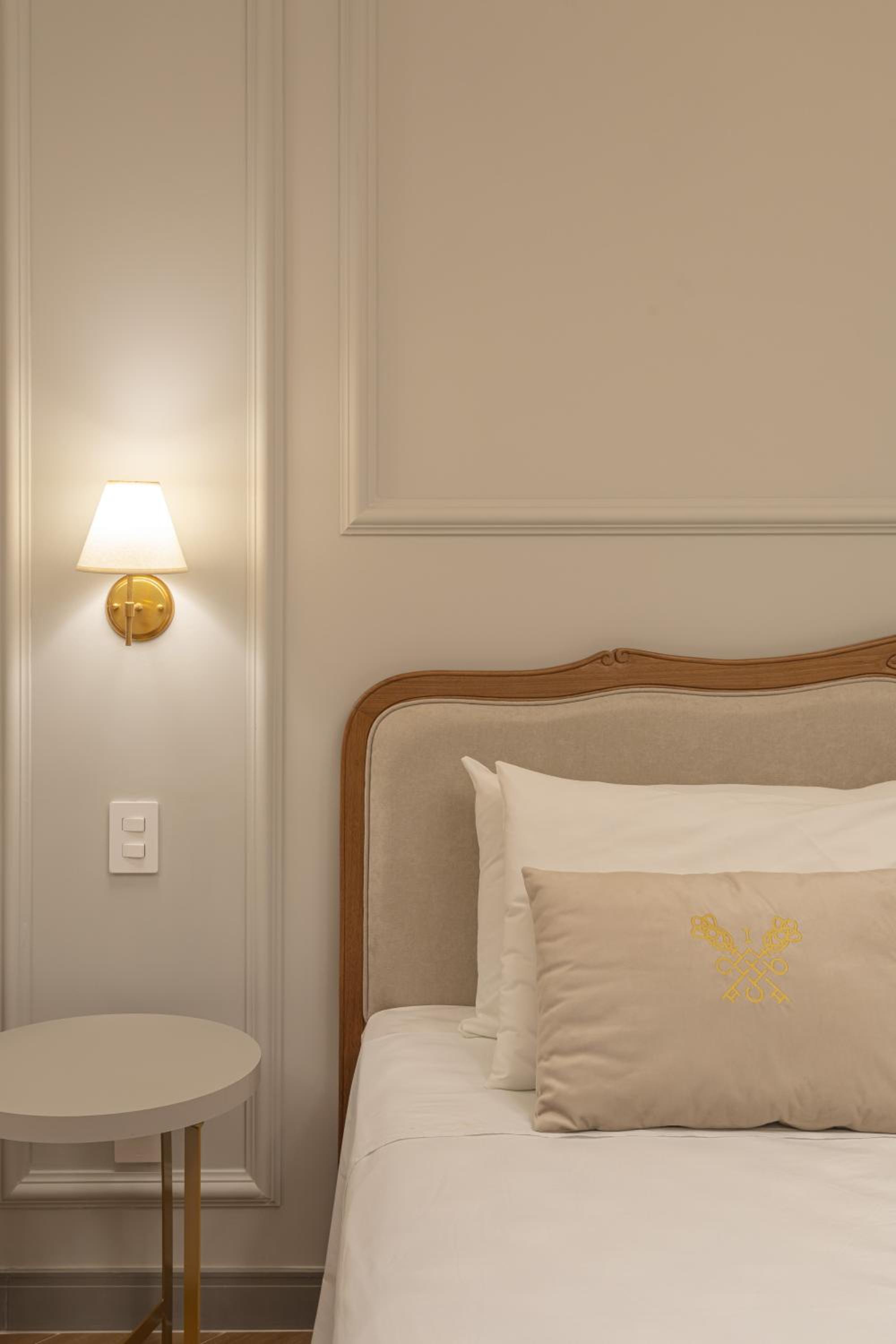 King Suite with Spa Bath photo 1