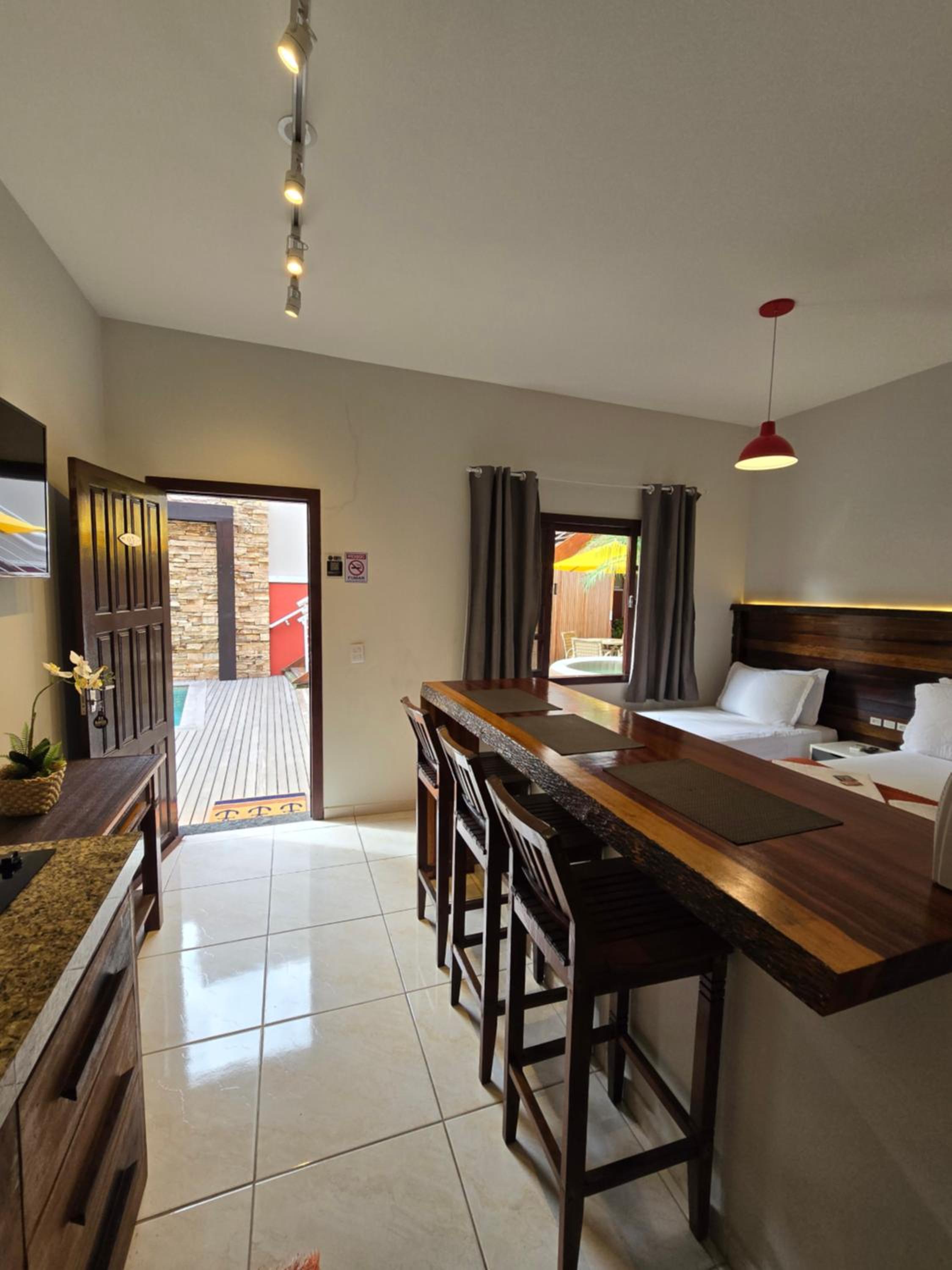 Triple Room with Pool View