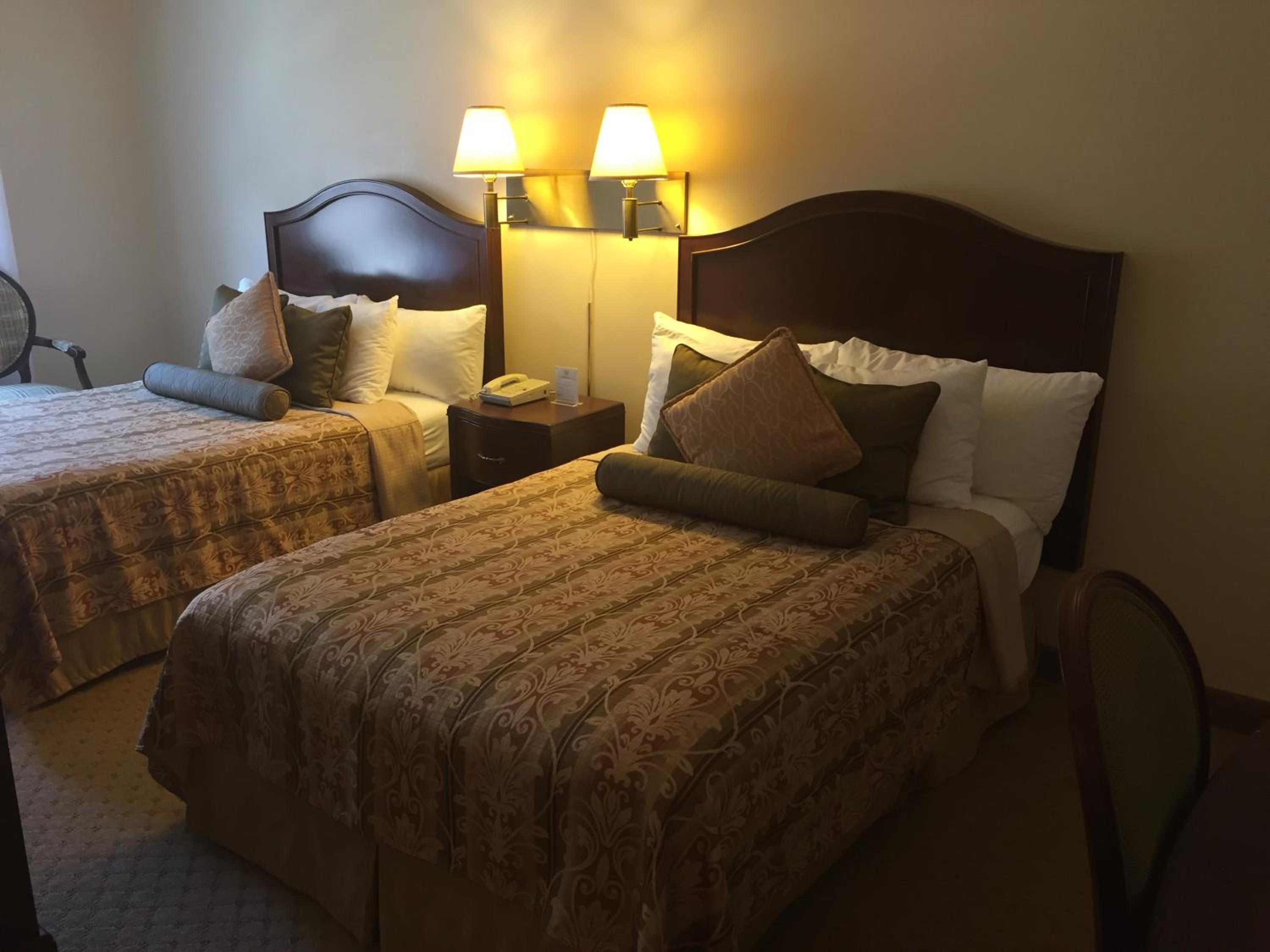 Double Room with Two Double Beds - Photo 4