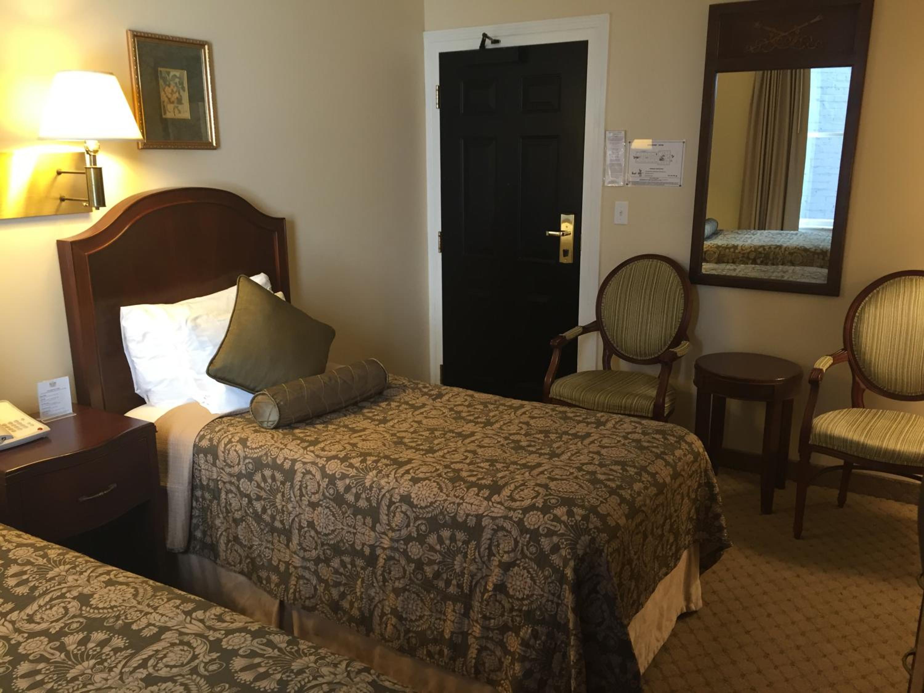 Twin Room with Two Twin Beds - Photo 3