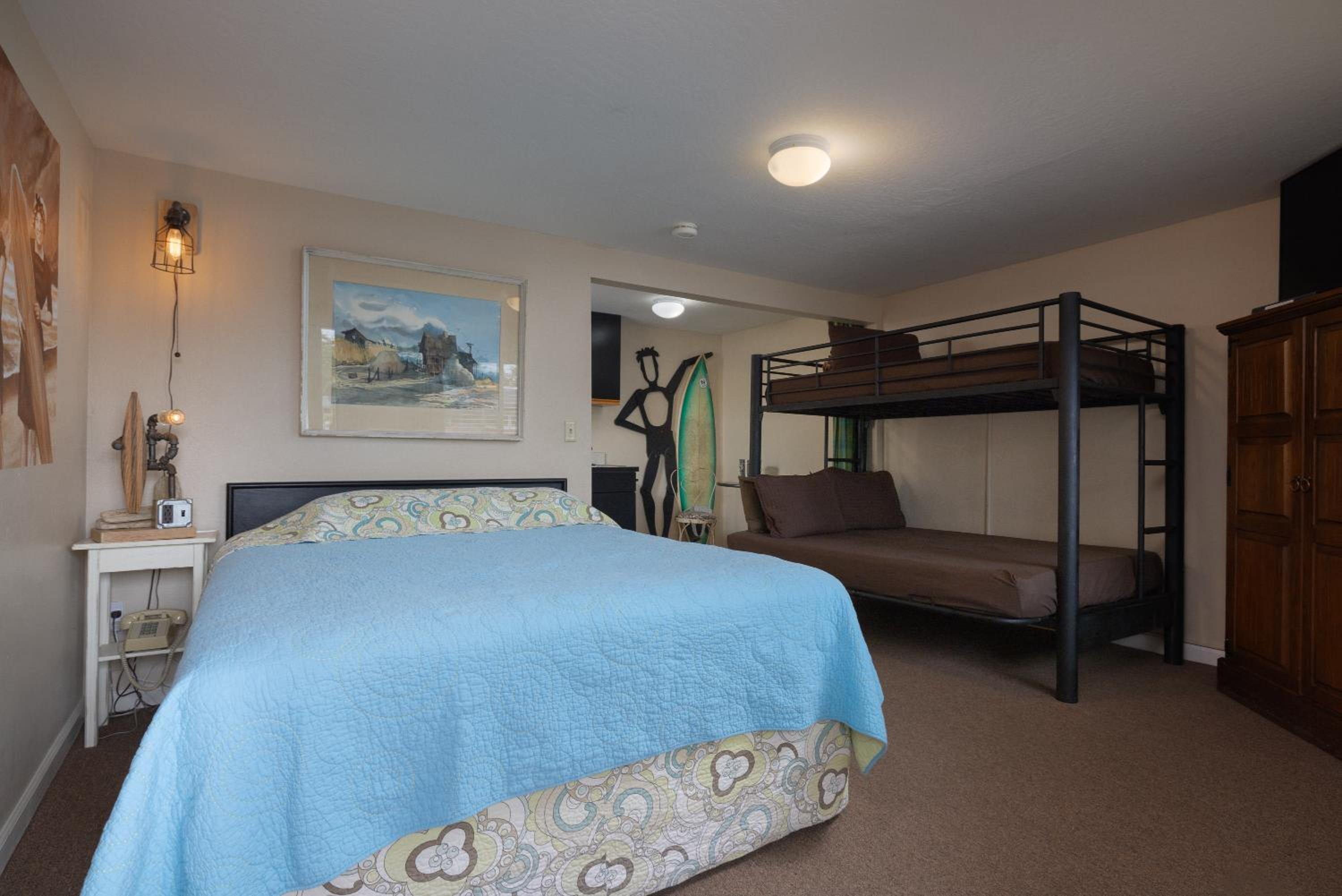Family Room - Dog Friendly
