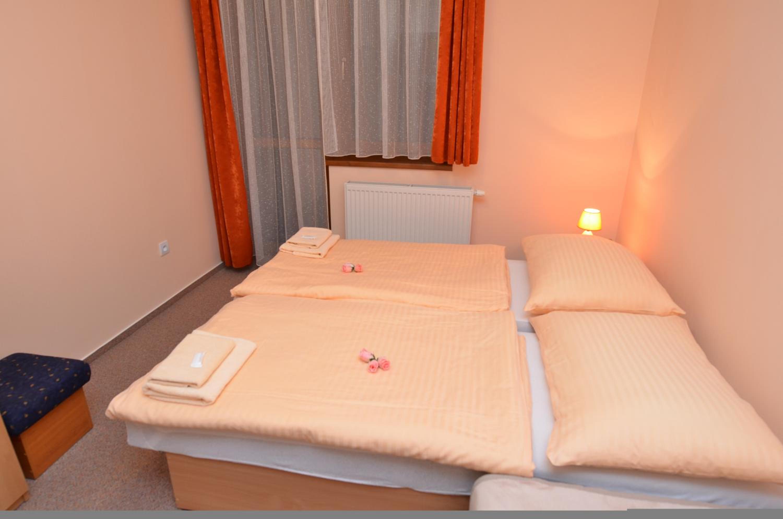 Two-Bedroom Apartment with Balcony (4 Adults)