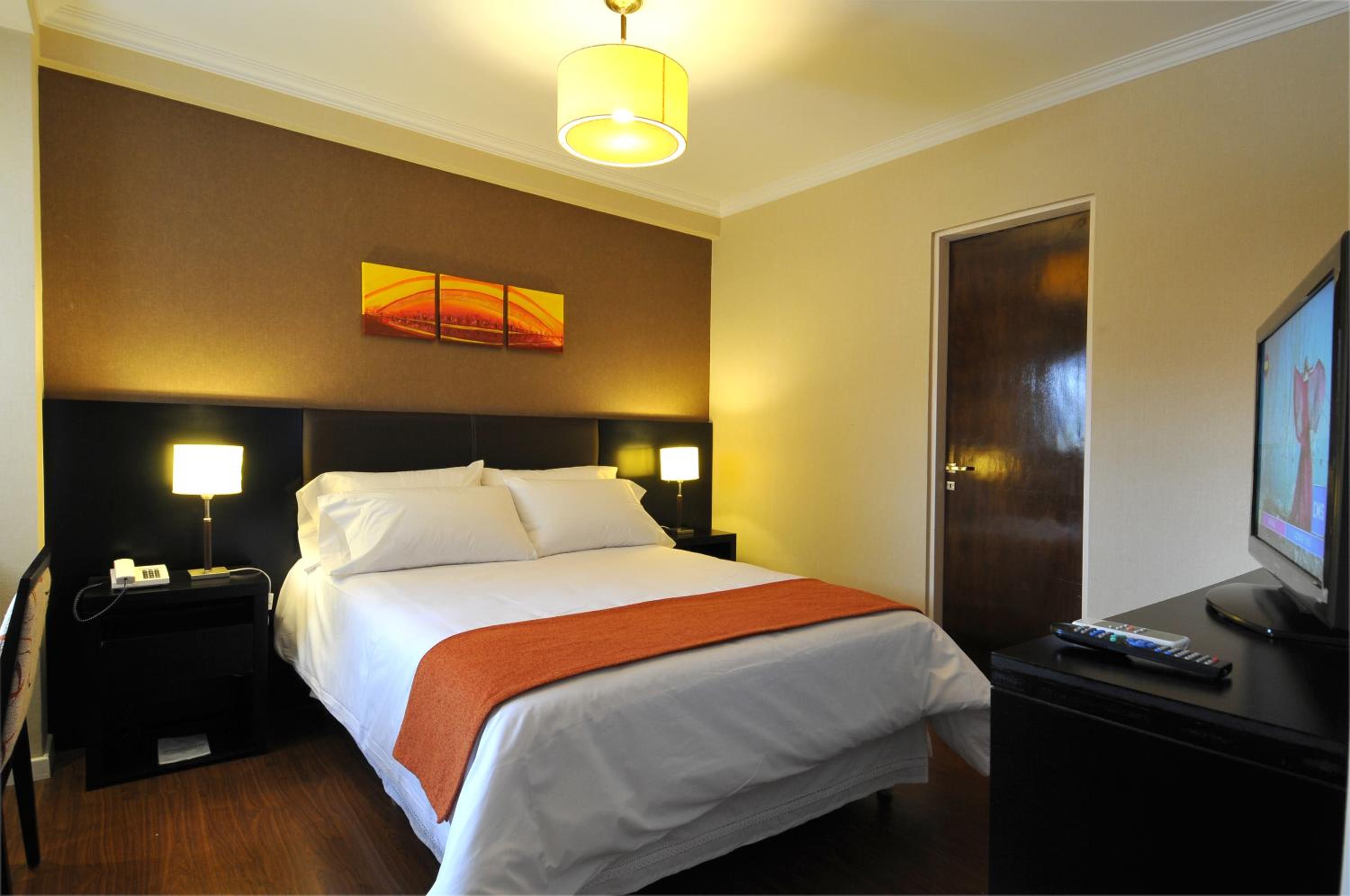 Standard Double or Twin Room photo 1