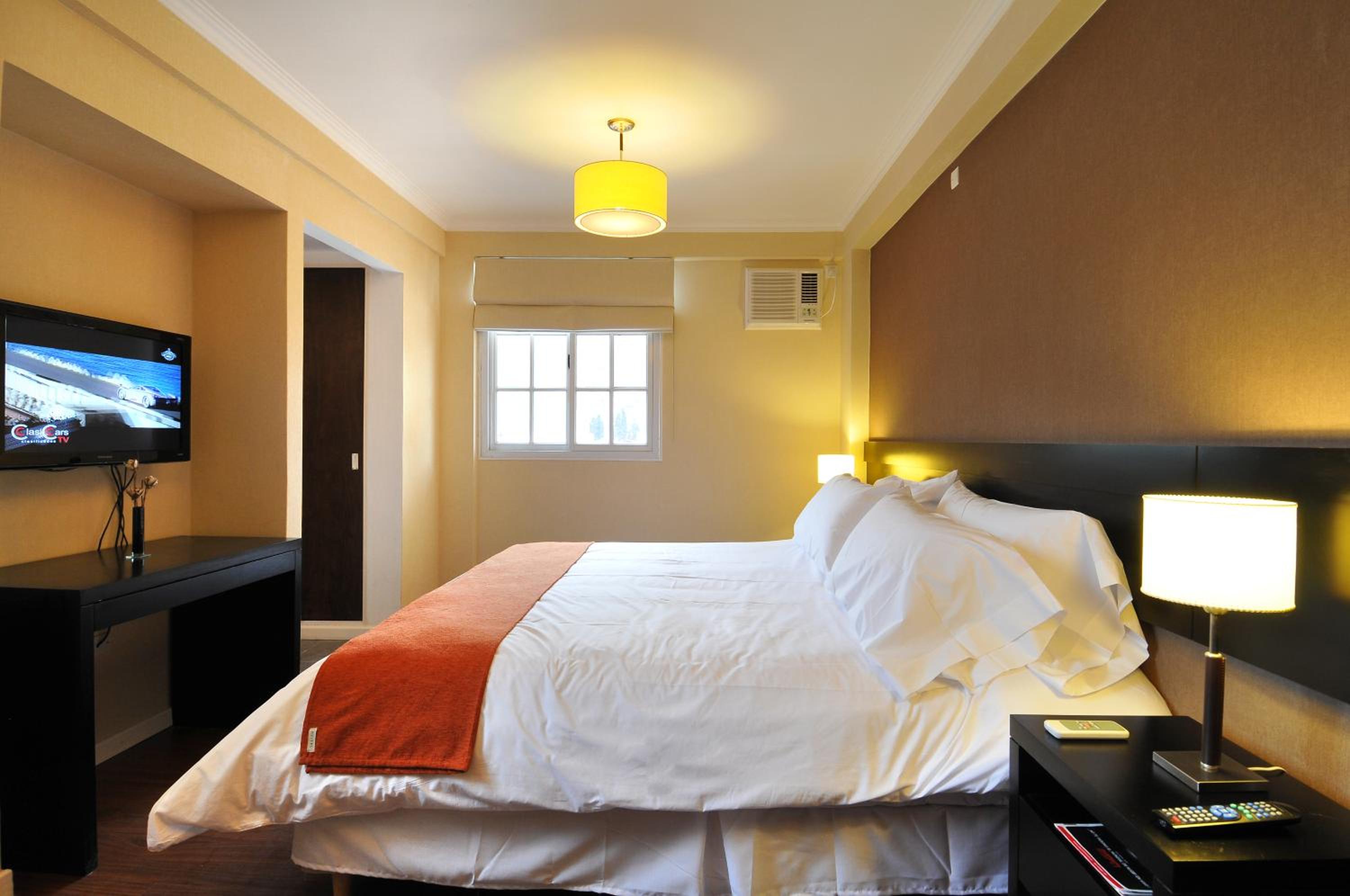 Standard Double or Twin Room photo 3