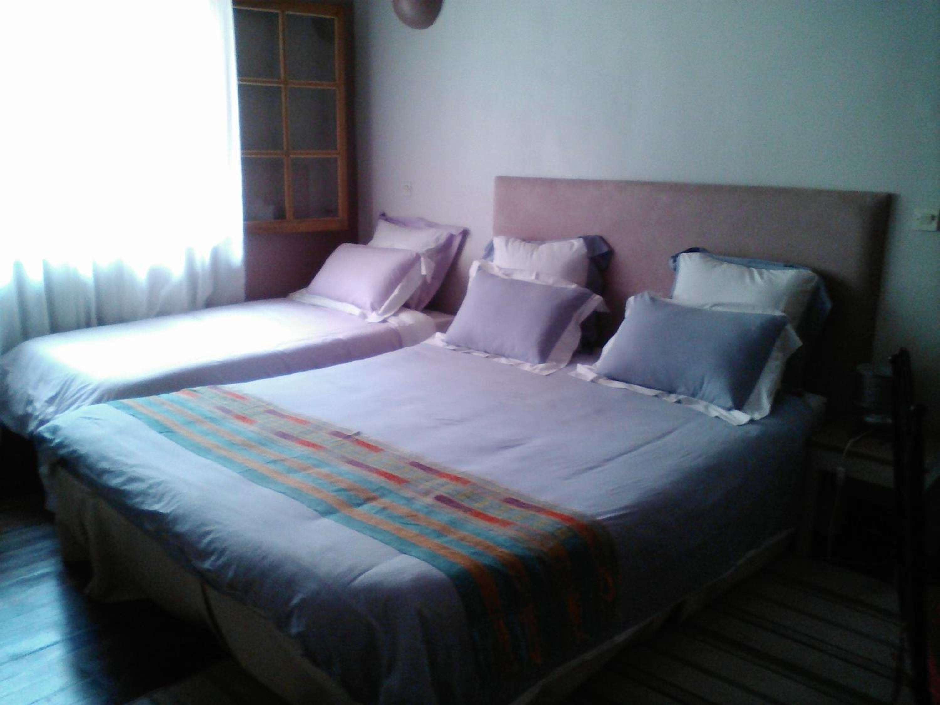 Chambre Triple avec Salle de Bains Privative