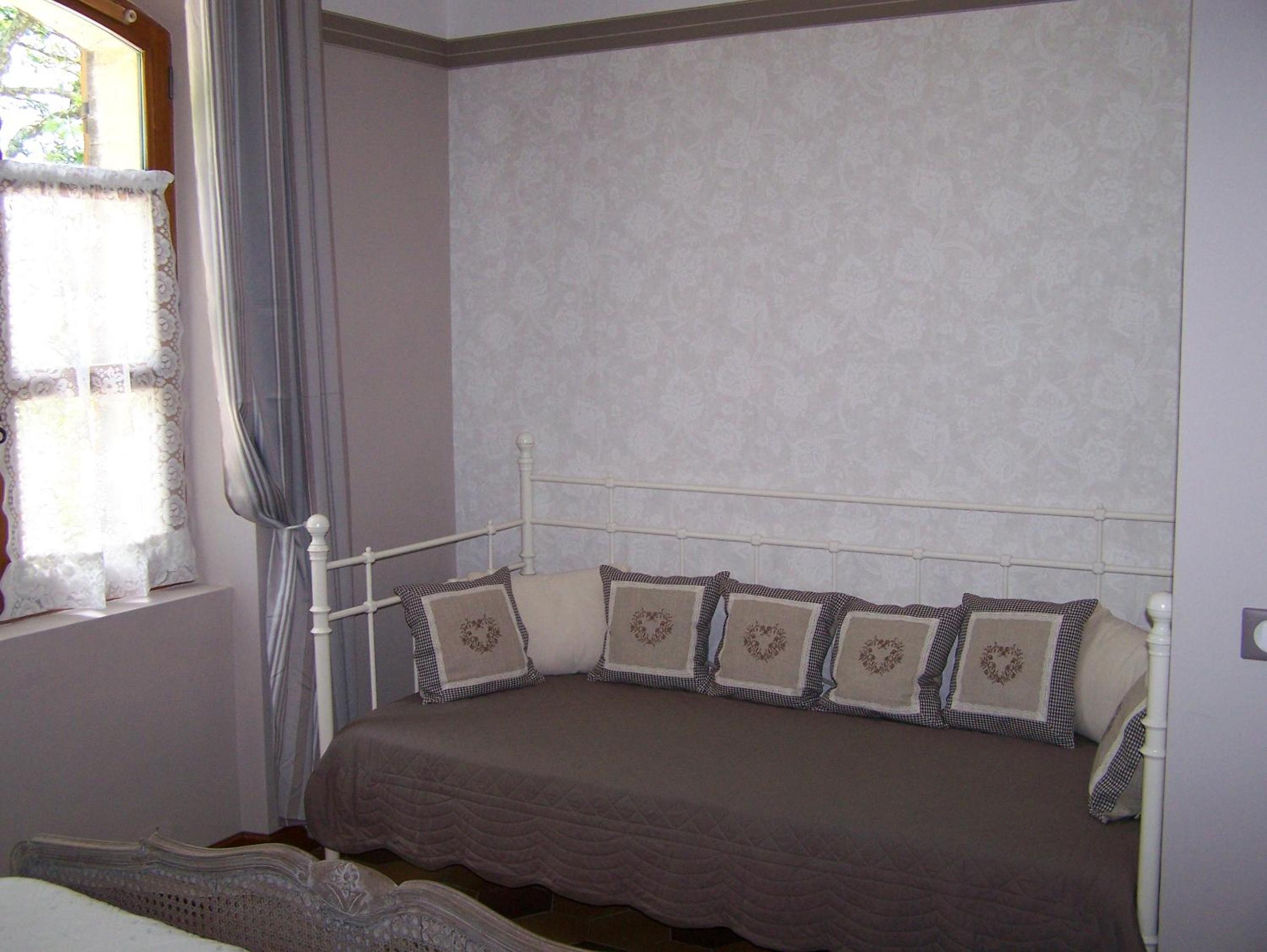 Suite with Garden View photo 3