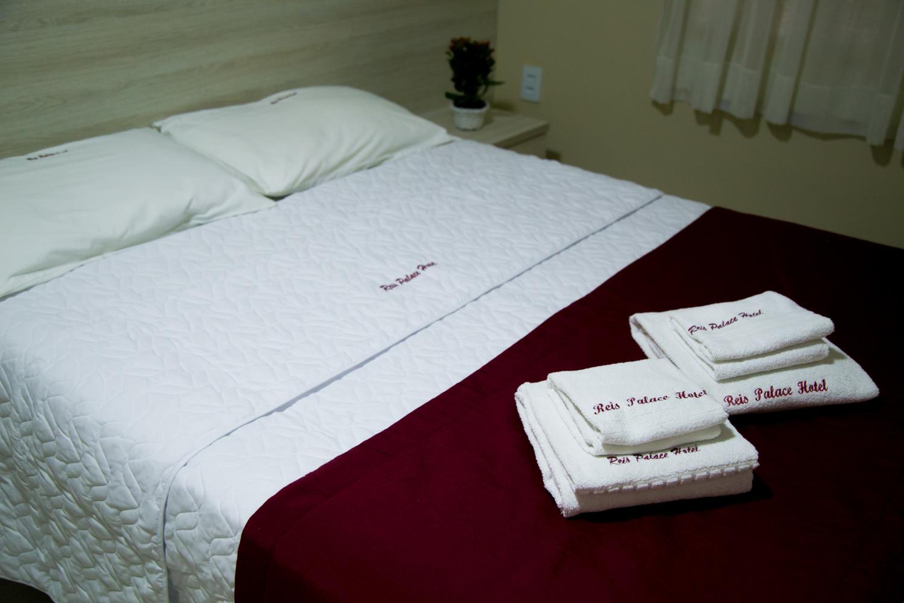 Standard Double or Twin Room photo 2
